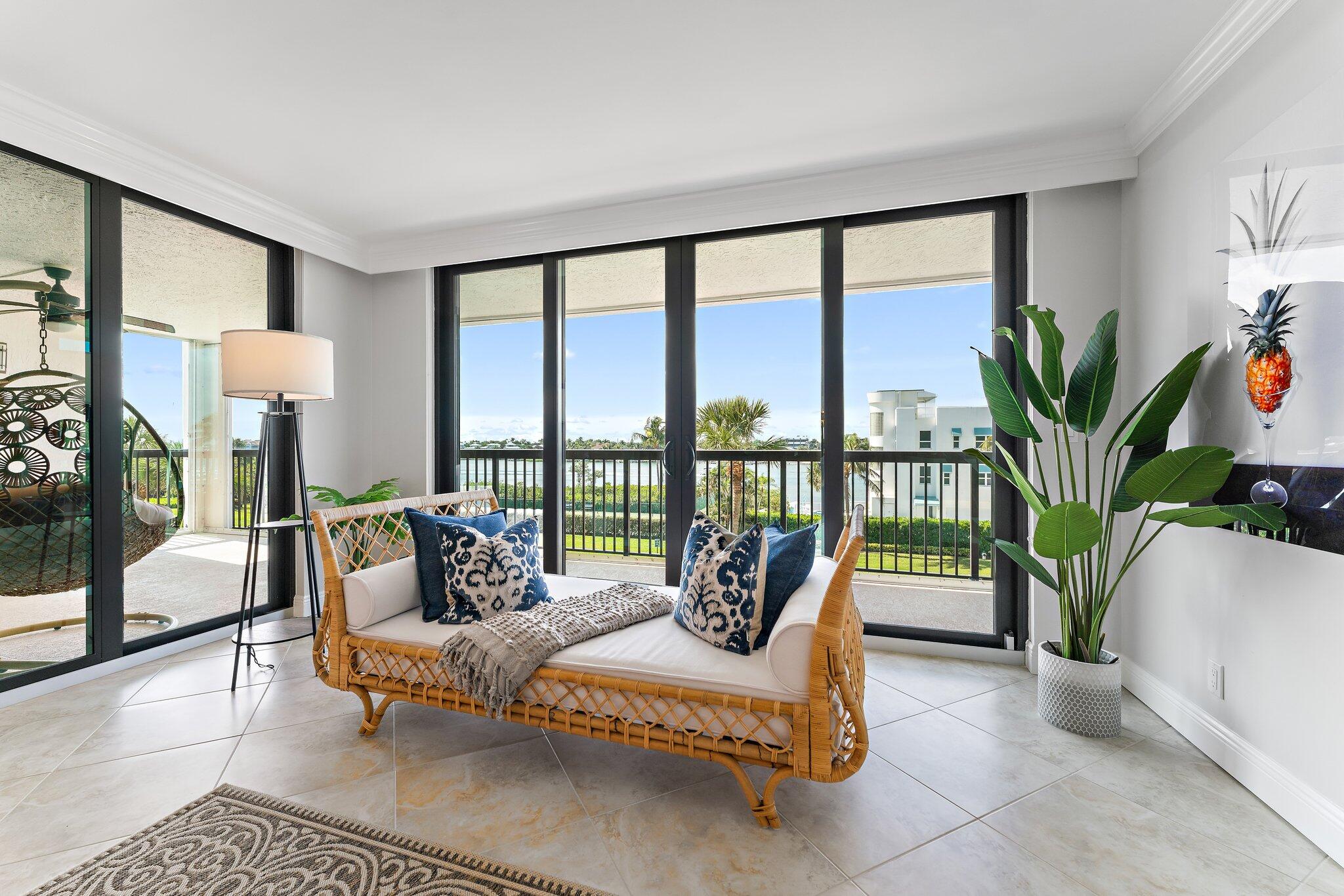 MLS #R11143751 image #14