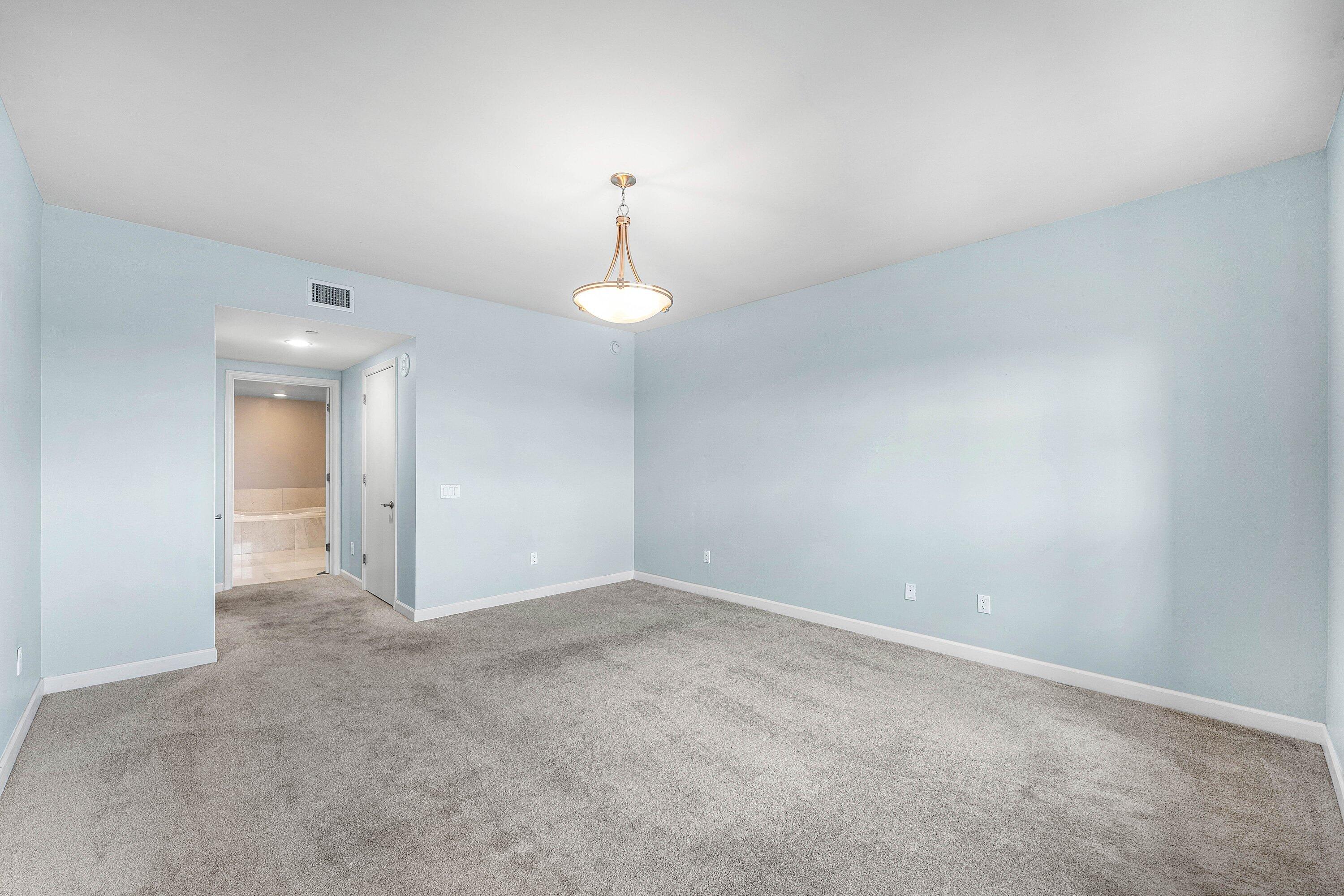 MLS #R11143770 image #15