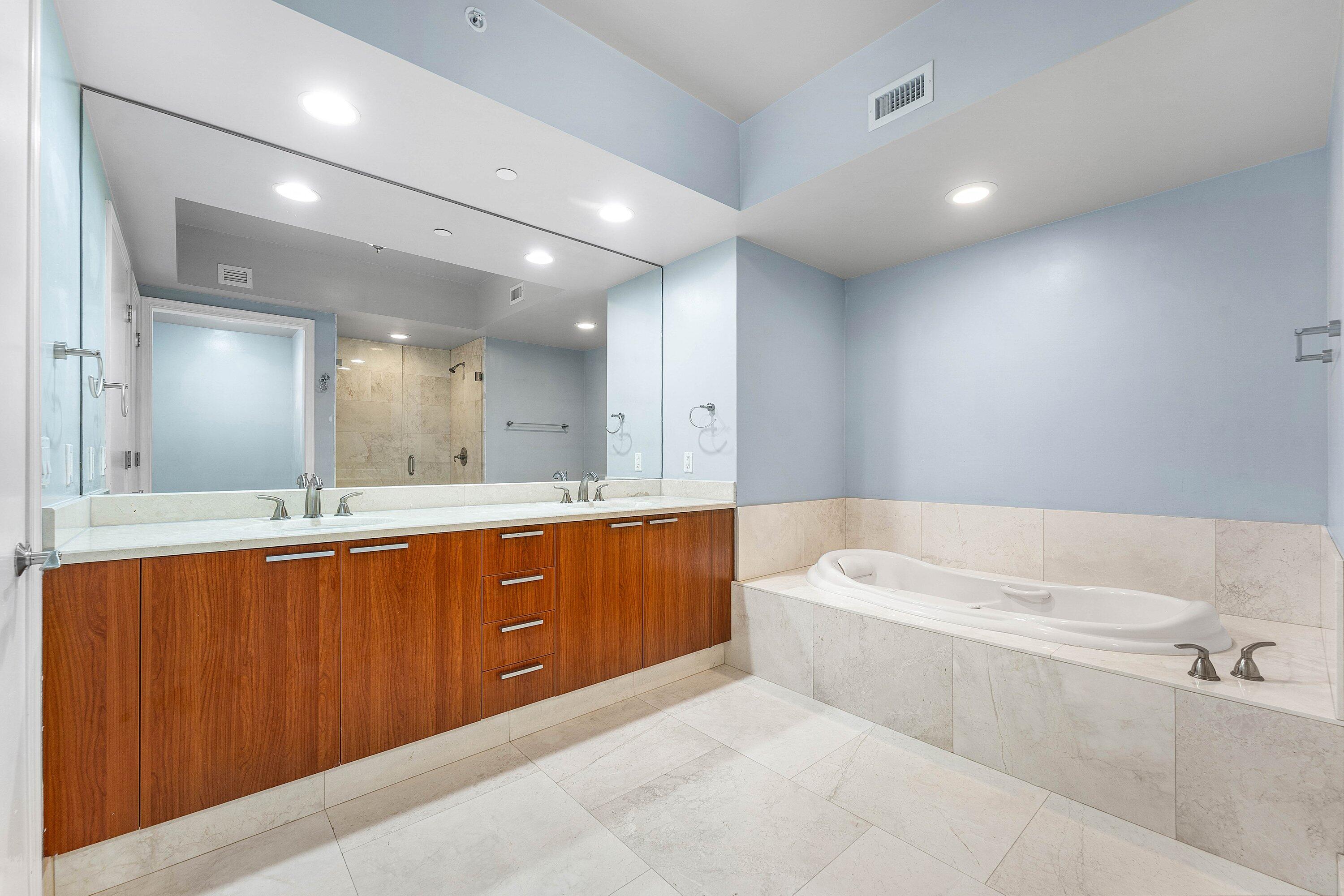 MLS #R11143770 image #19