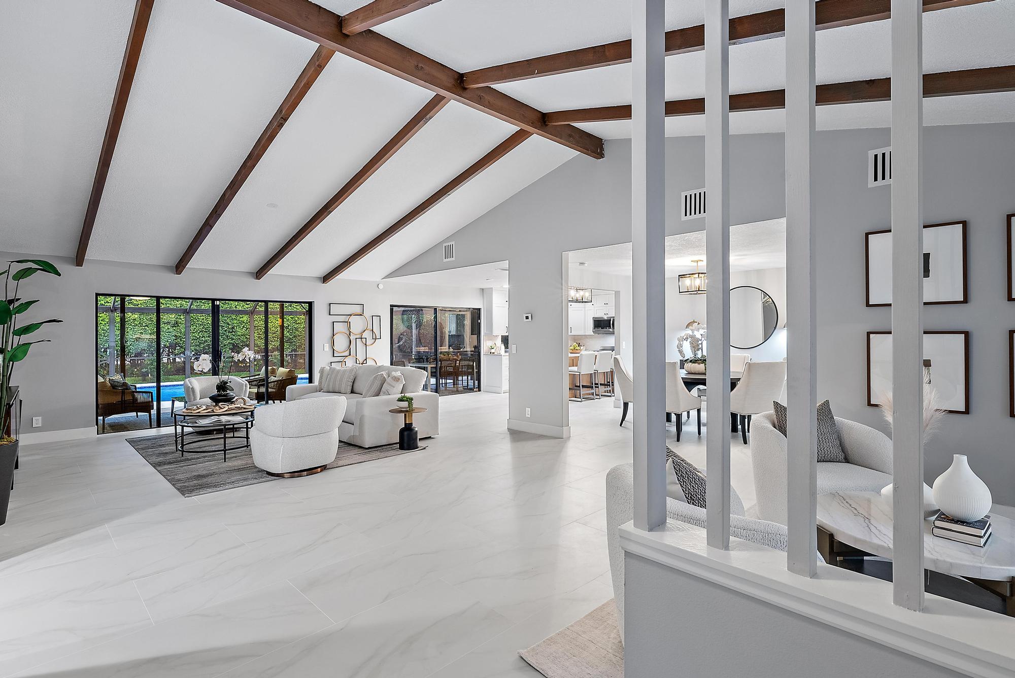 MLS #R11143832 image #10