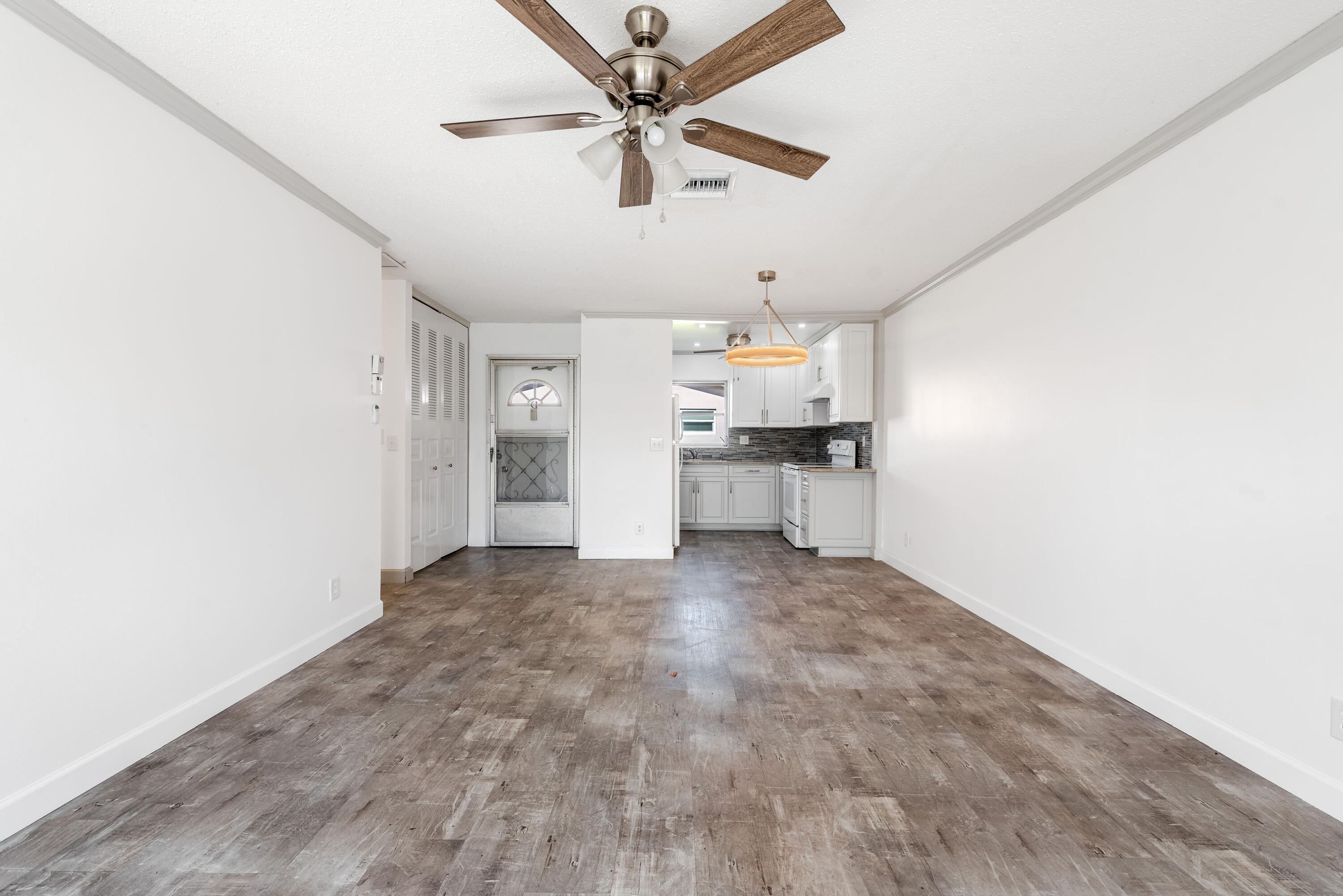 MLS #R11143888 image #3