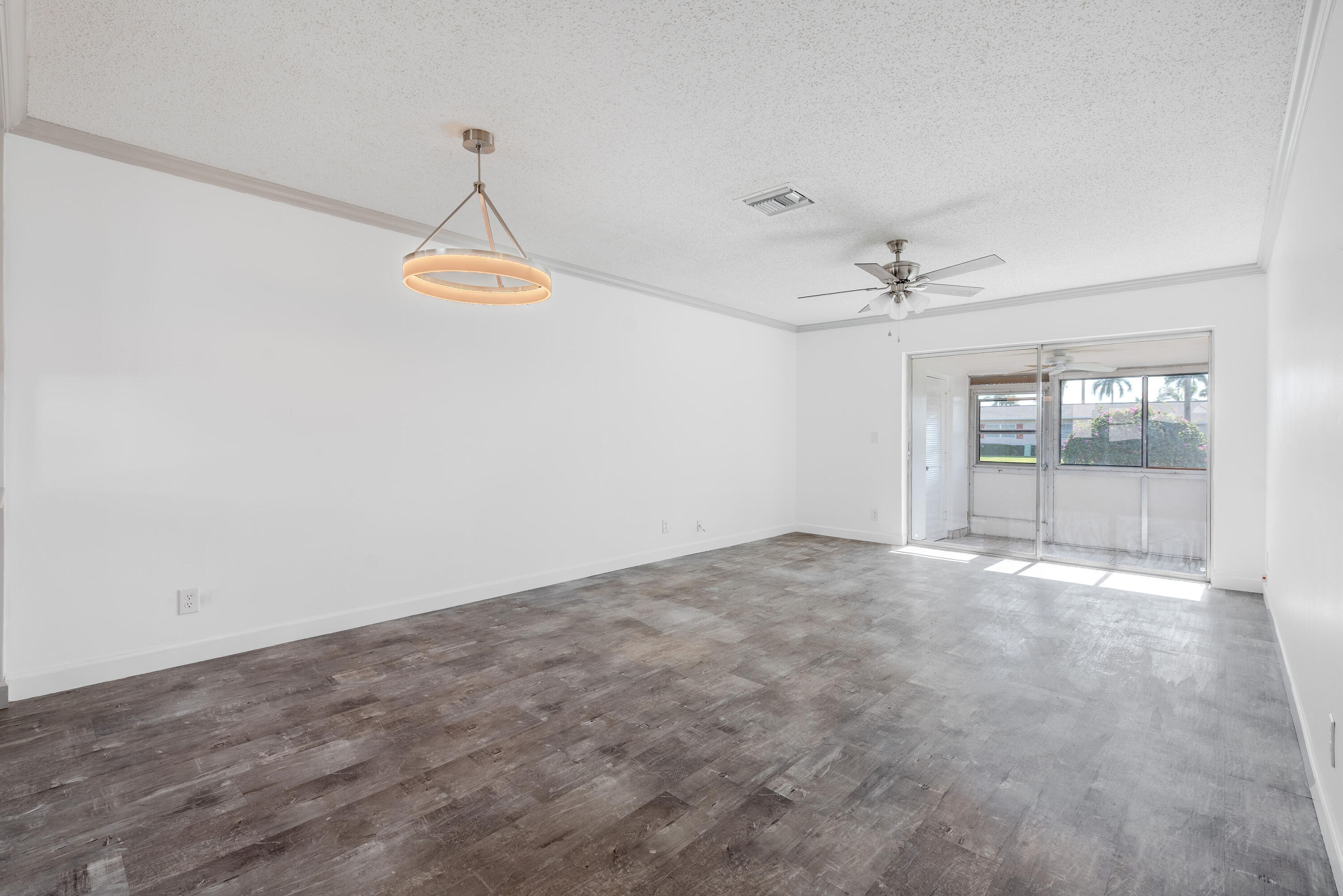 MLS #R11143888 image #5