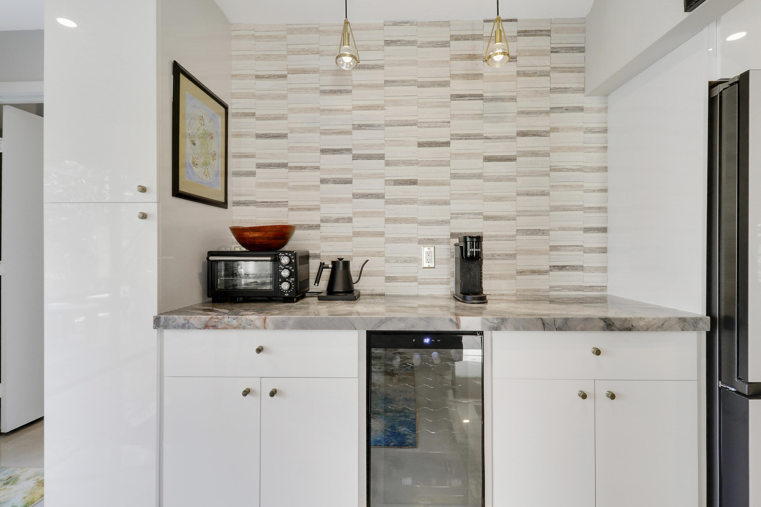 MLS #R11143978 image #8