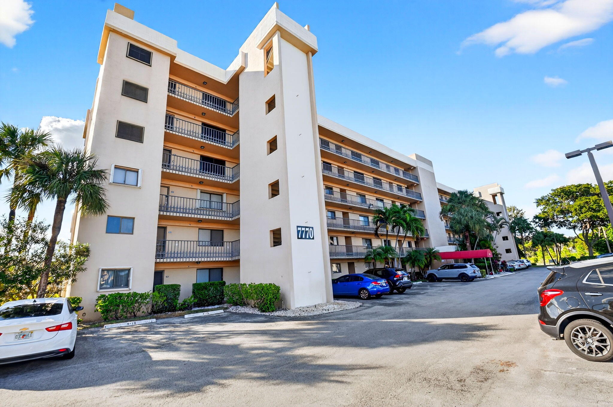 MLS #R11144176 image #0