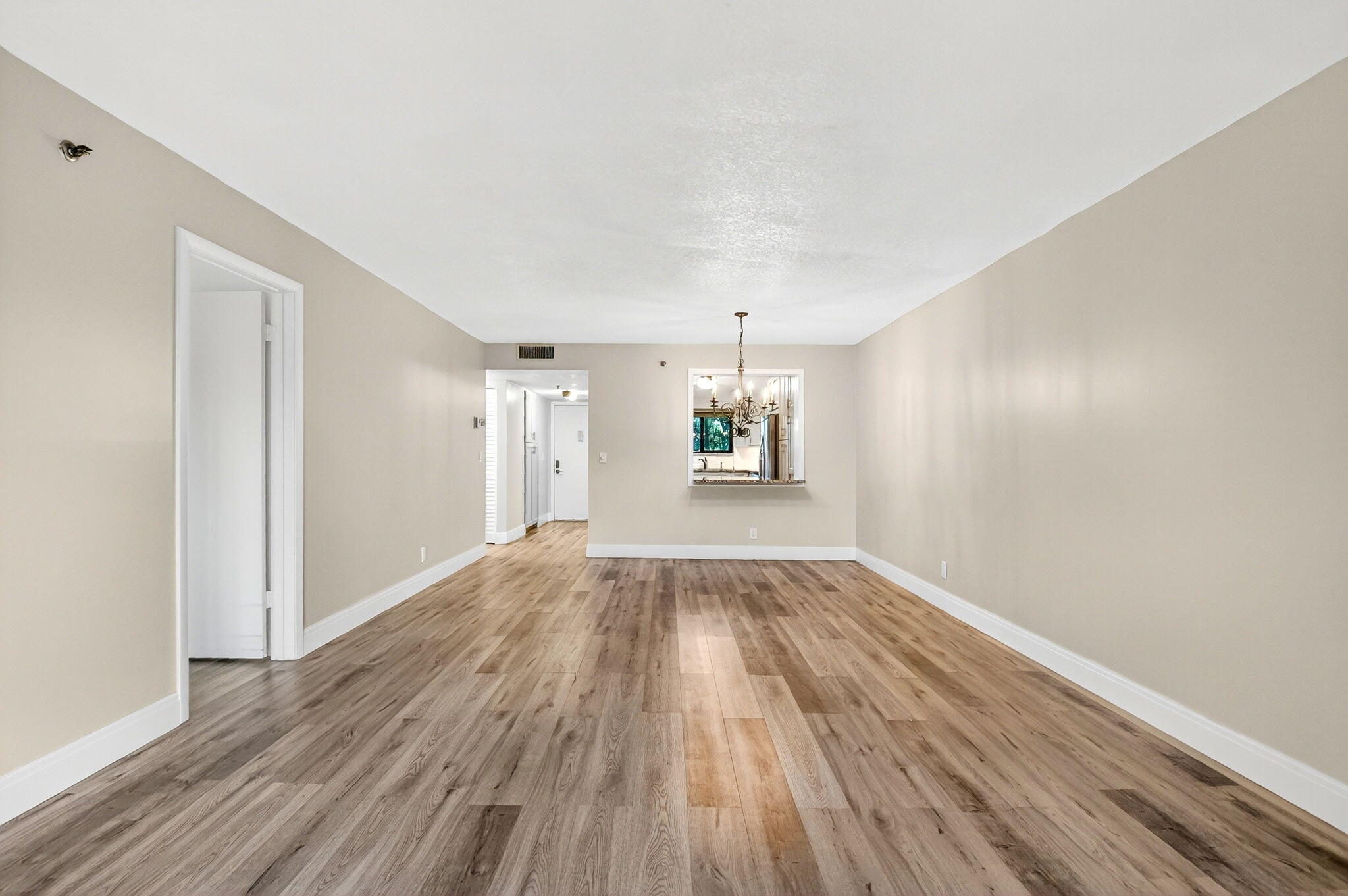 MLS #R11144176 image #11