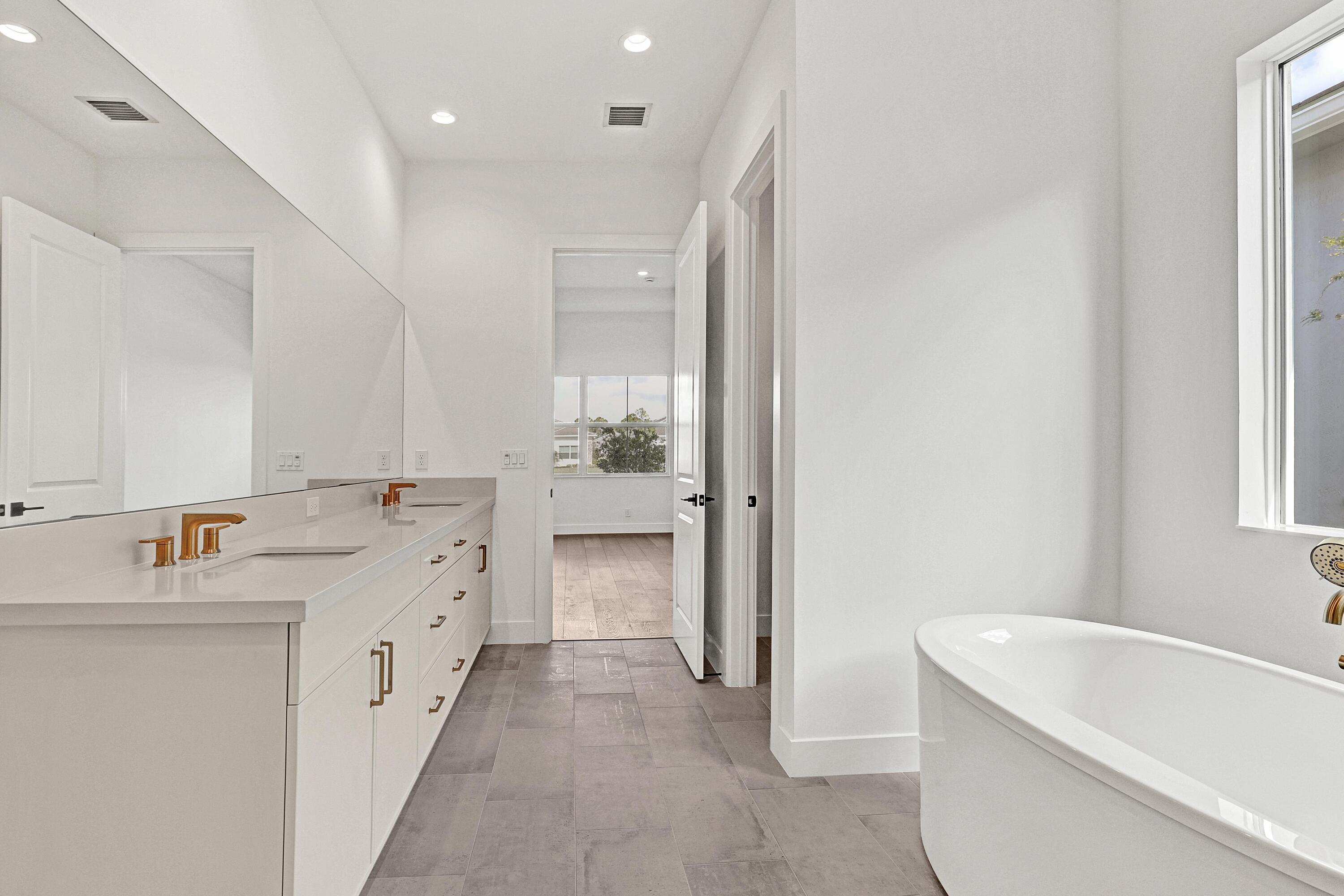 MLS #R11144200 image #15