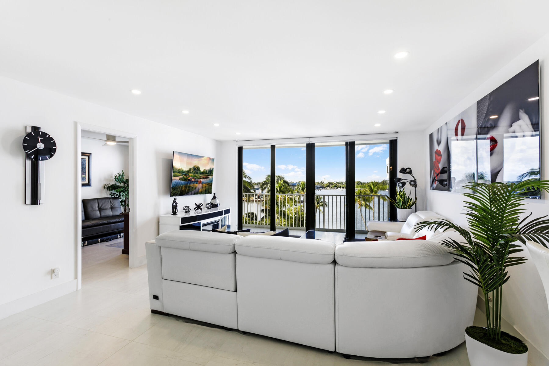 MLS #R11144279 image #10