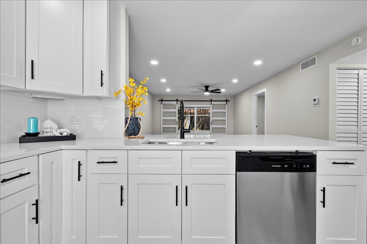 MLS #R11144301 image #2