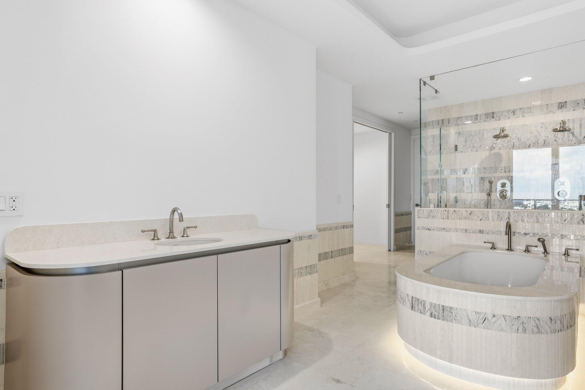 MLS #R11144326 image #17