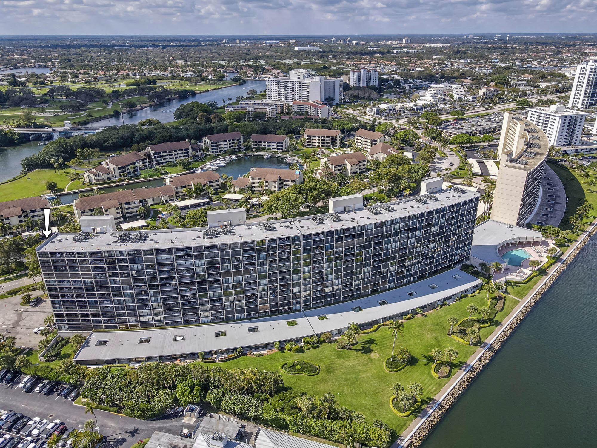 MLS #R11144379 image #1