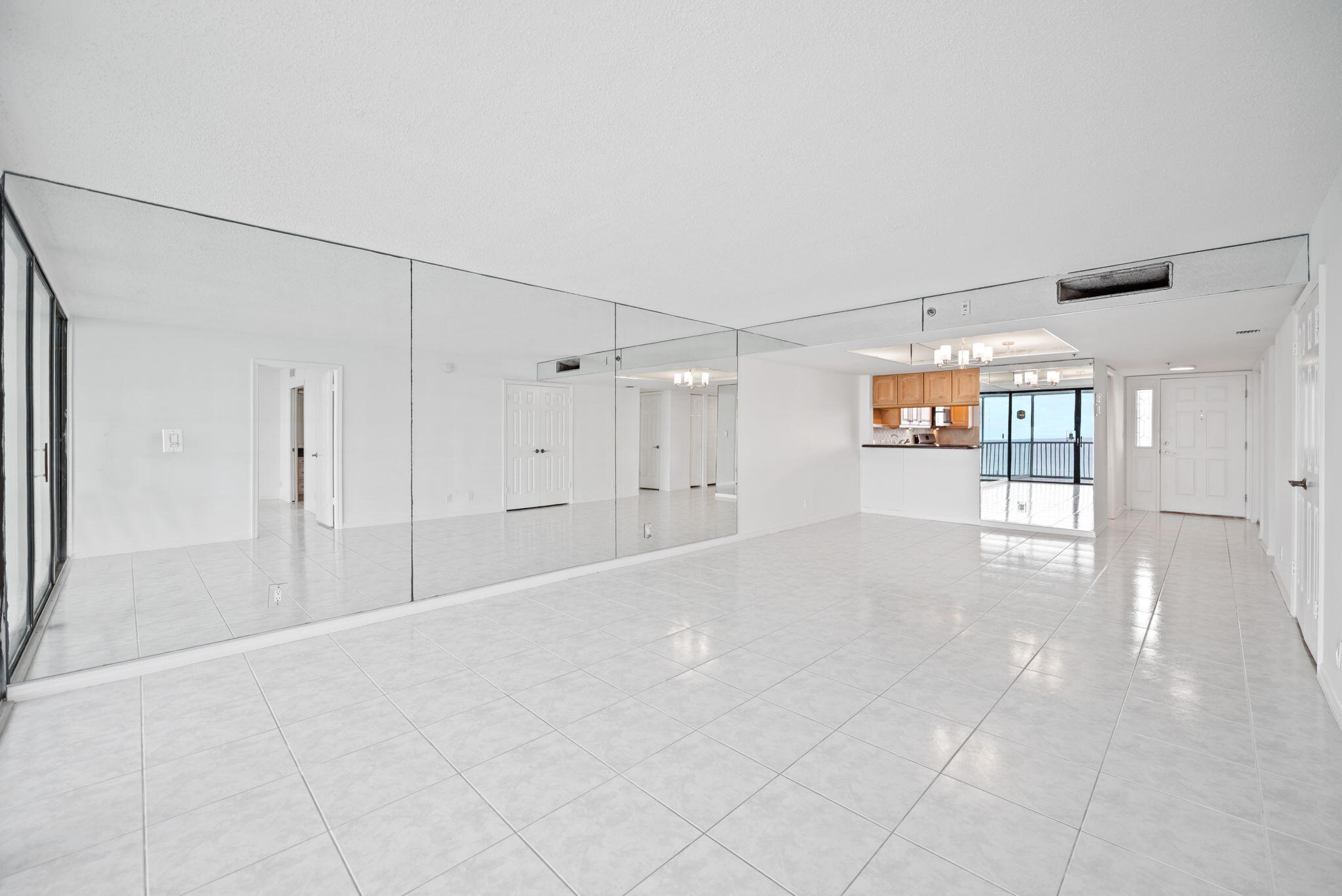 MLS #R11144463 image #9