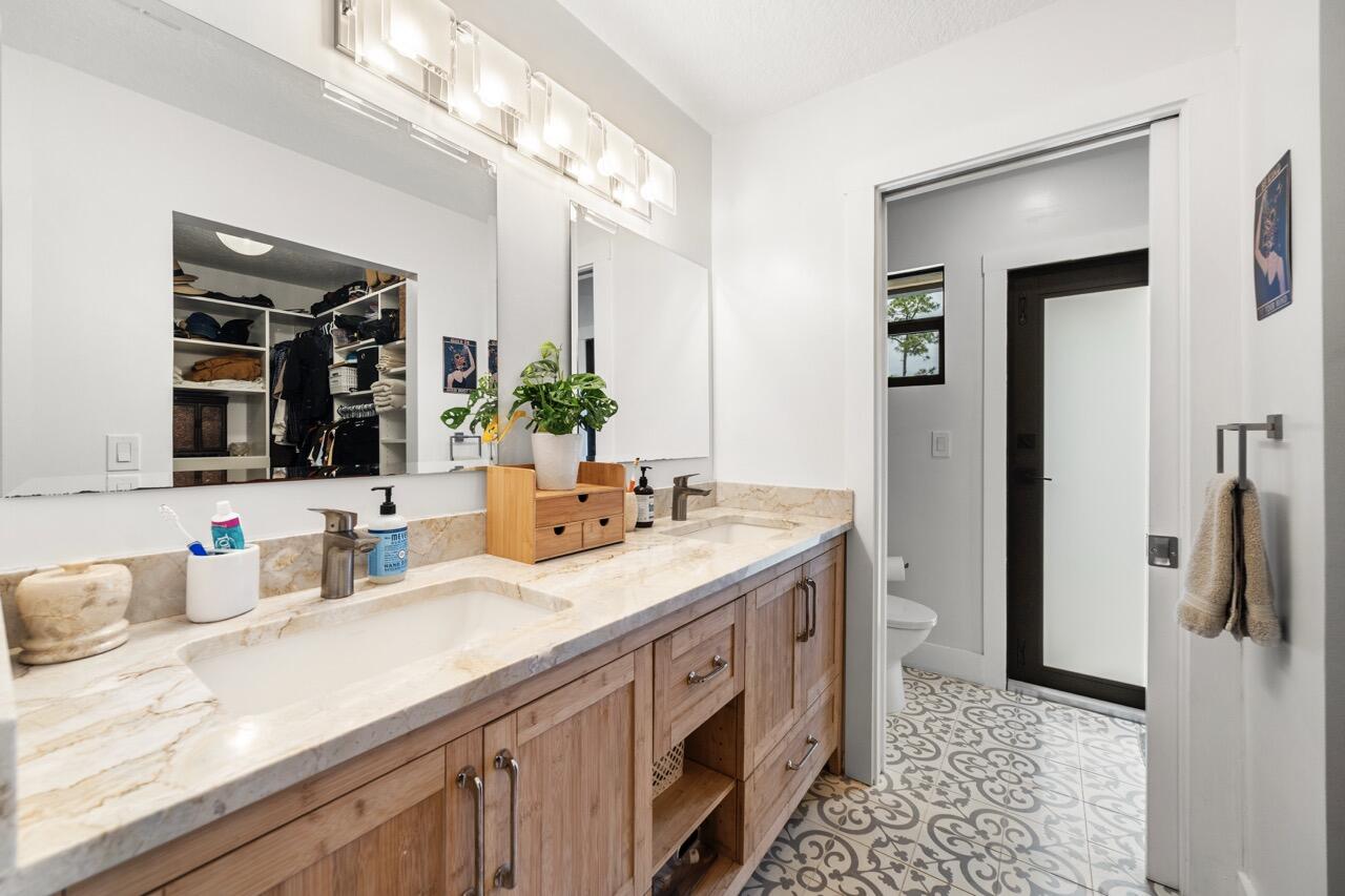 MLS #R11144492 image #10