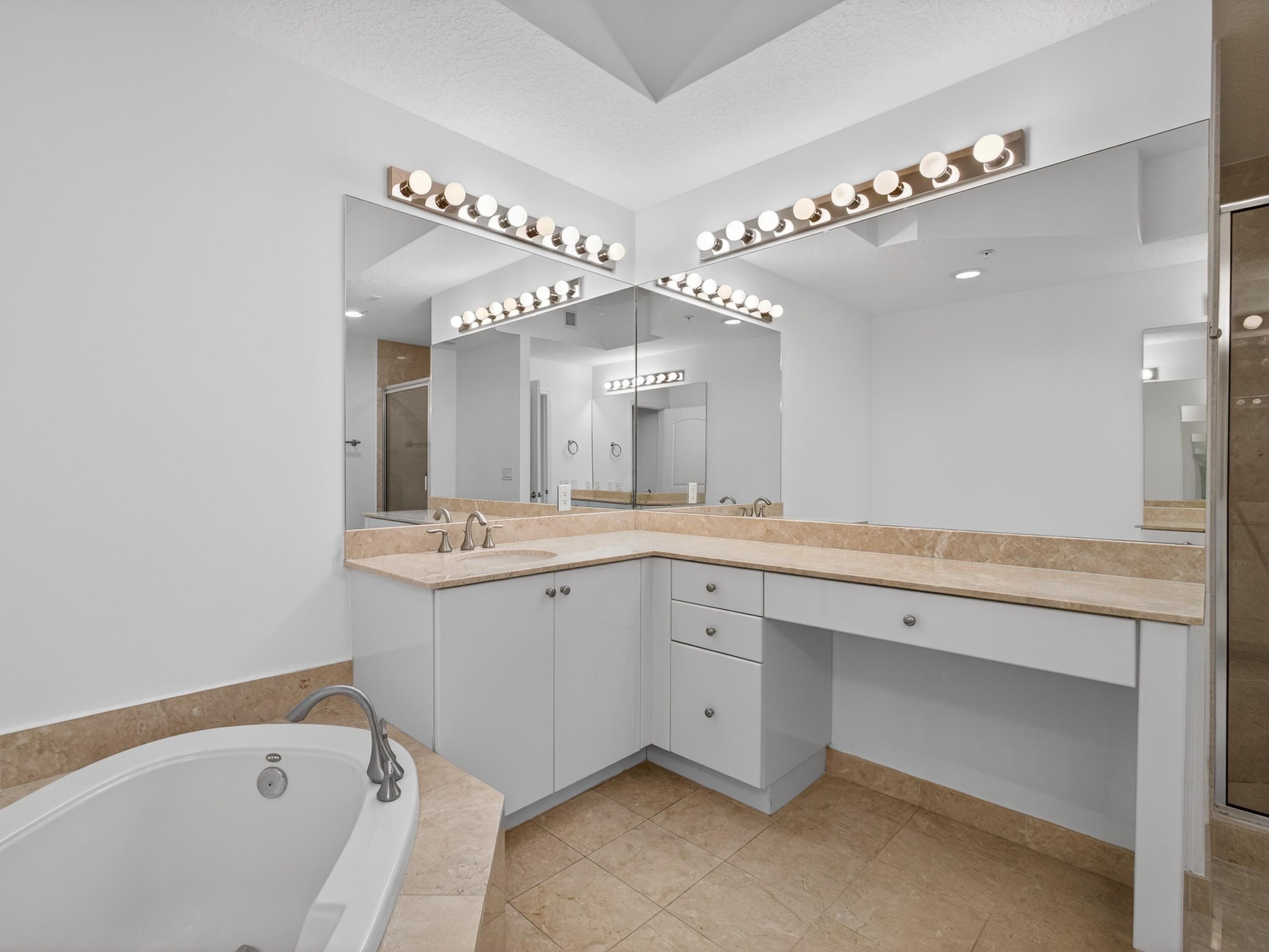 MLS #R11144580 image #24