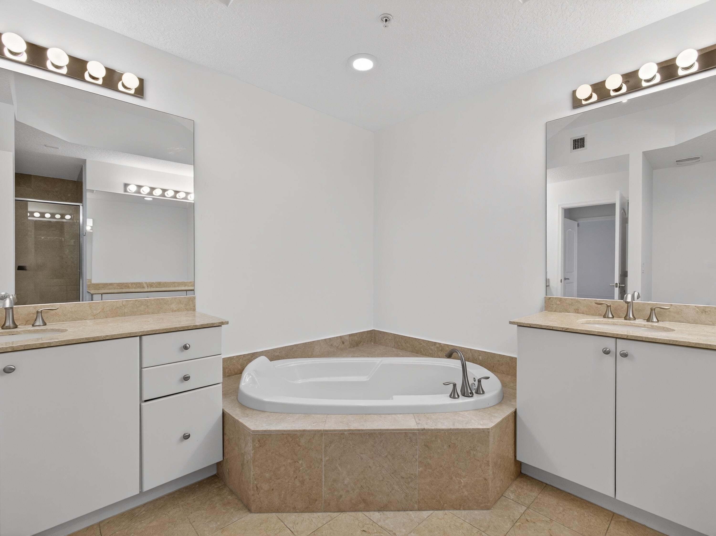 MLS #R11144580 image #26