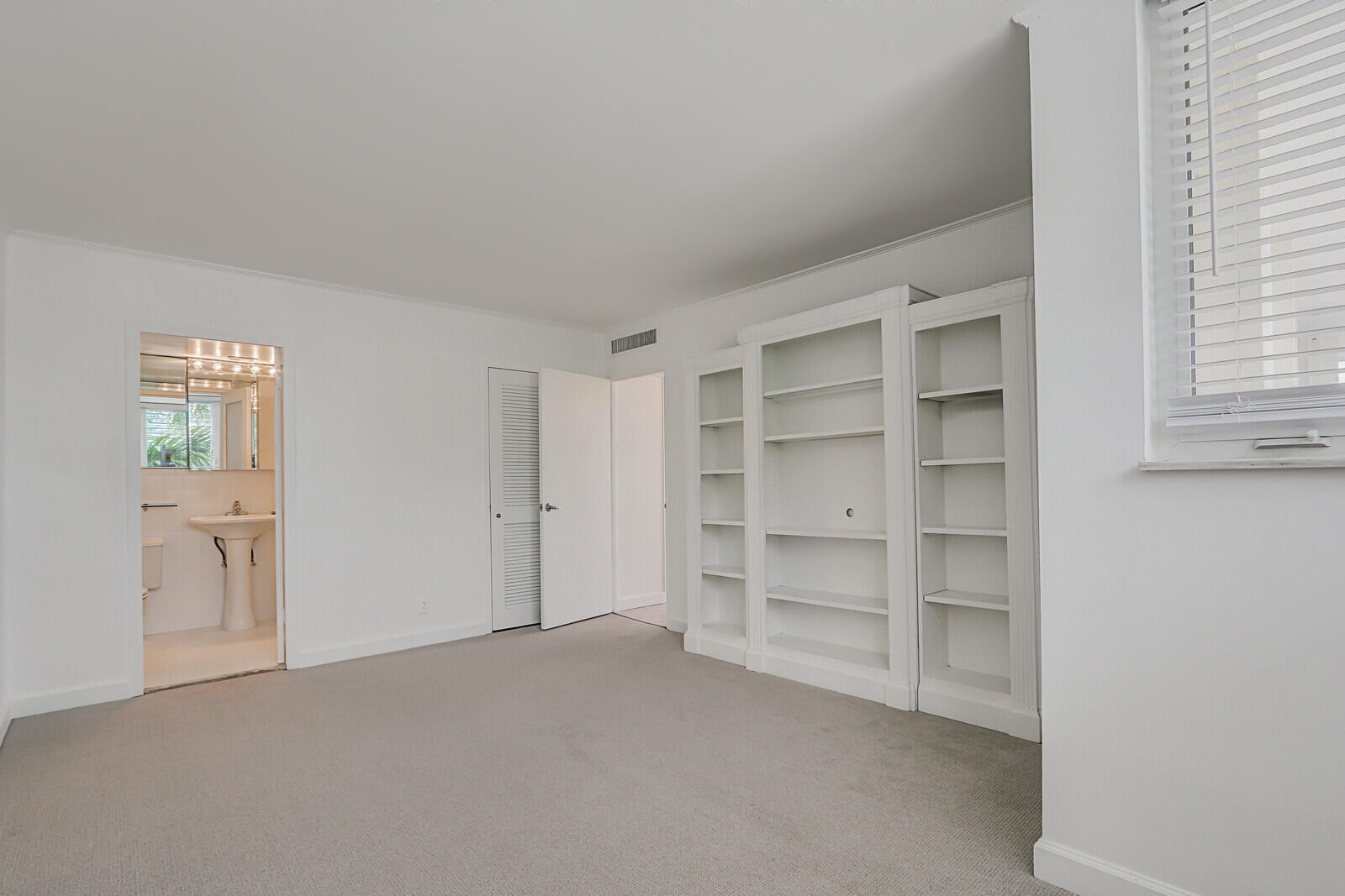 MLS #R11144661 image #20