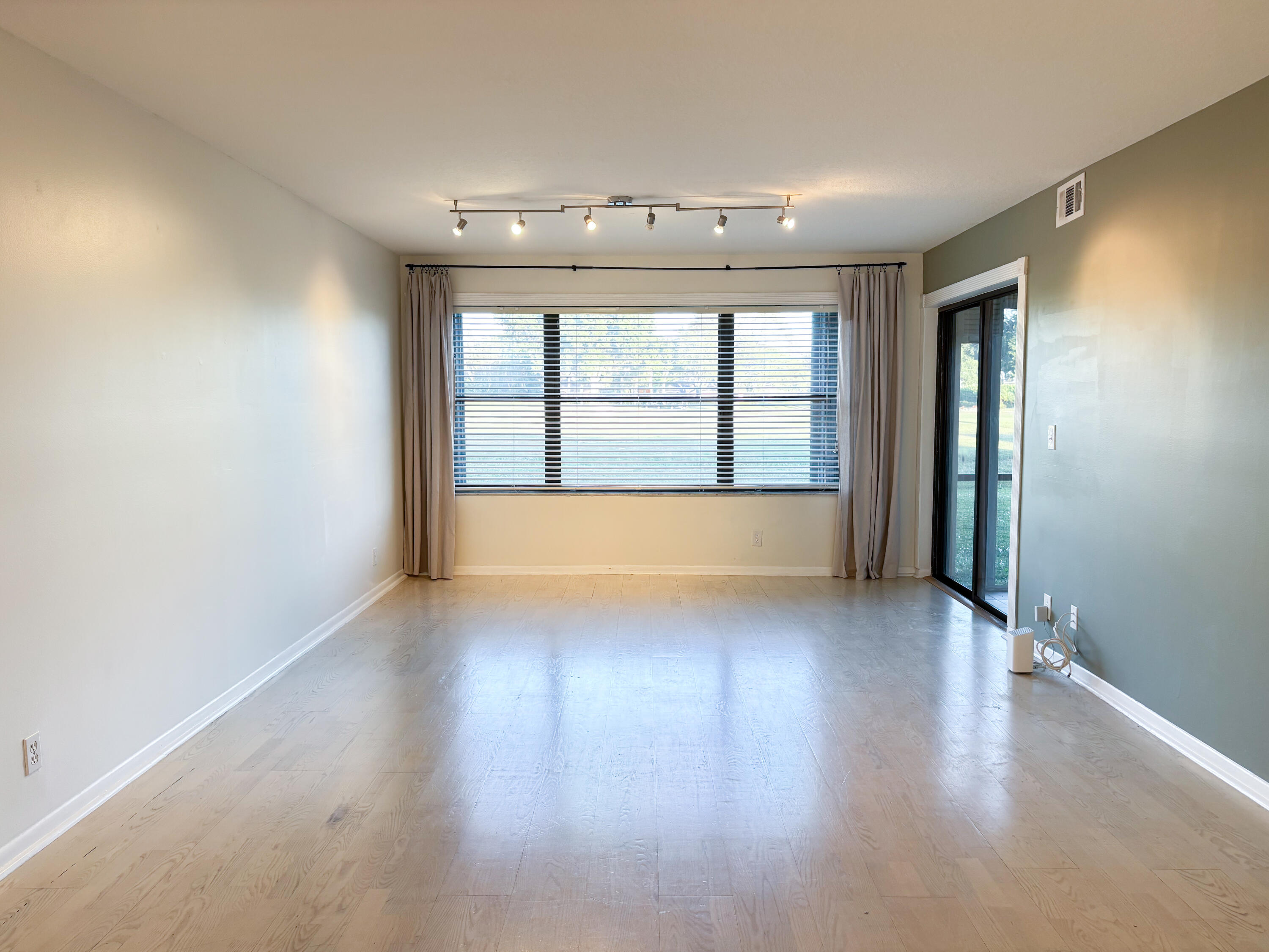 MLS #R11144799 image #21