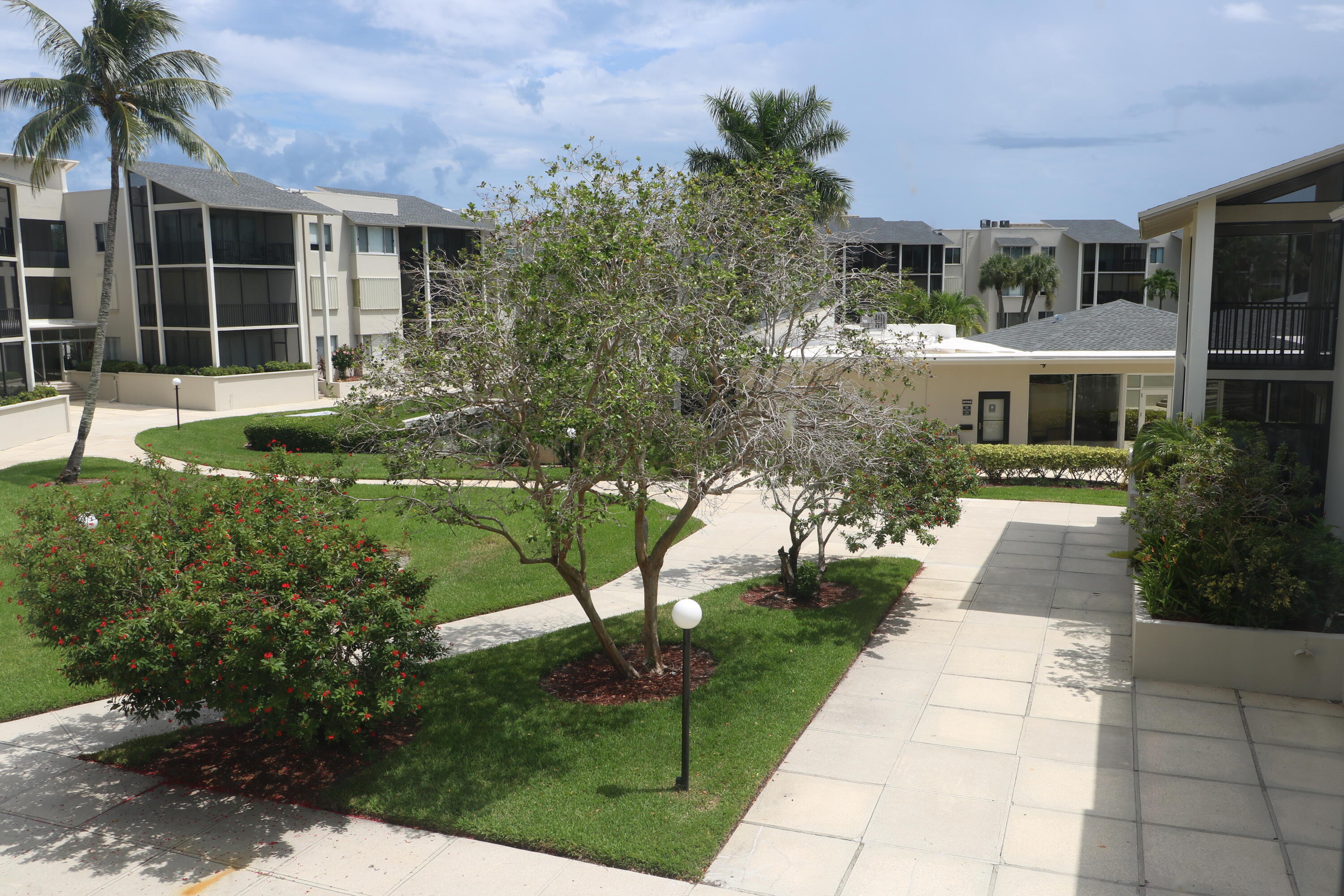 MLS #R11144887 image #37