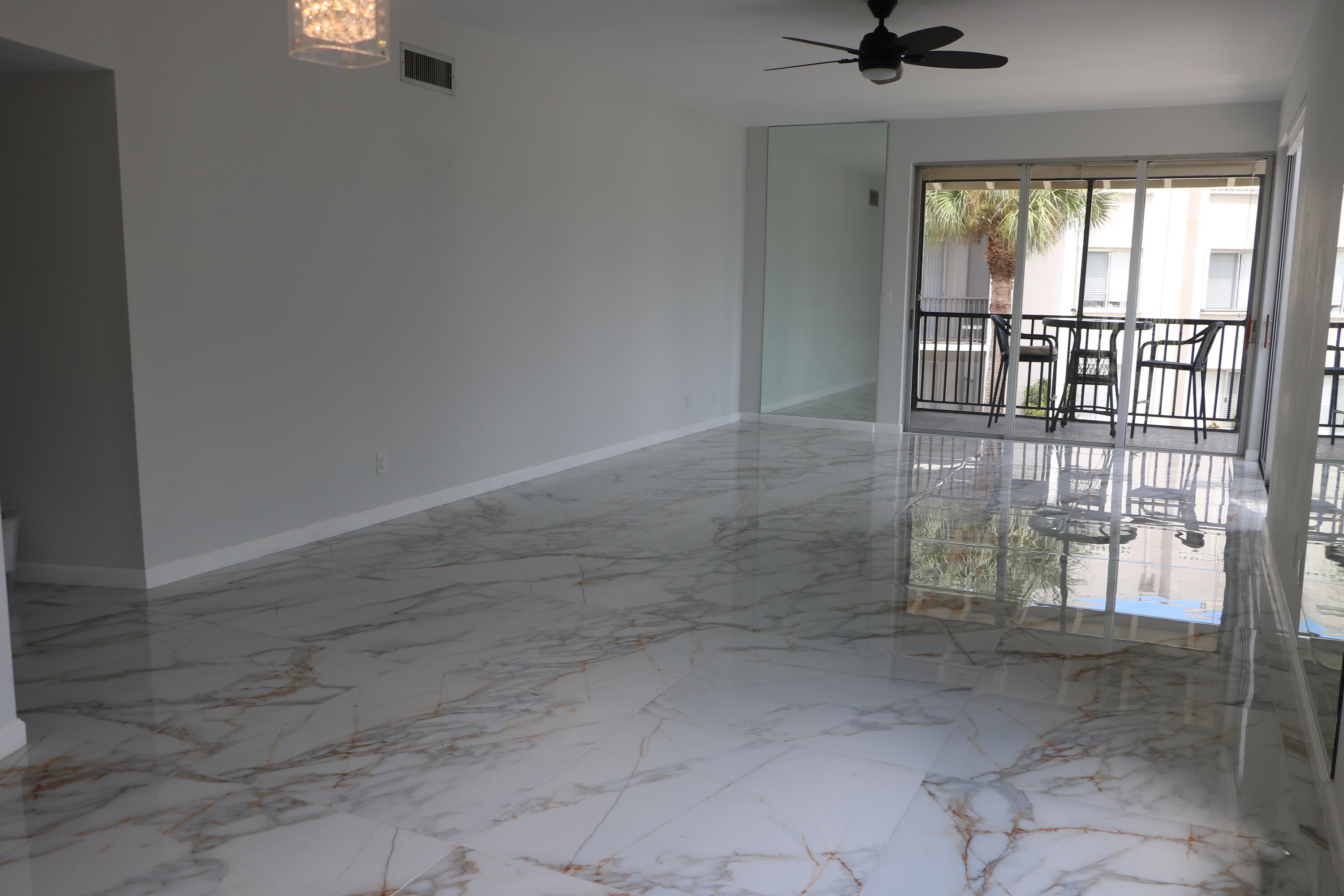 MLS #R11144887 image #8