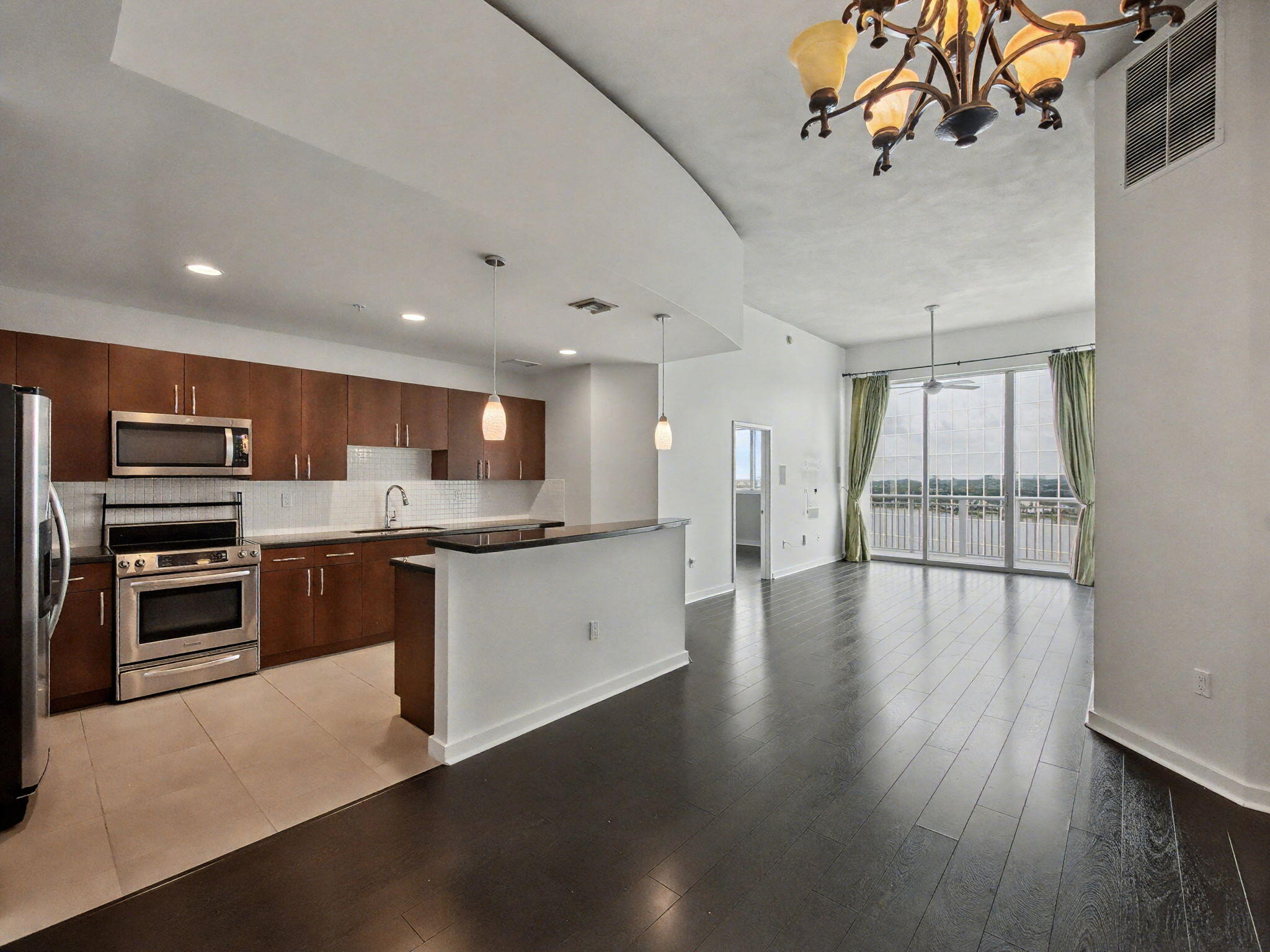 MLS #R11144895 image #7