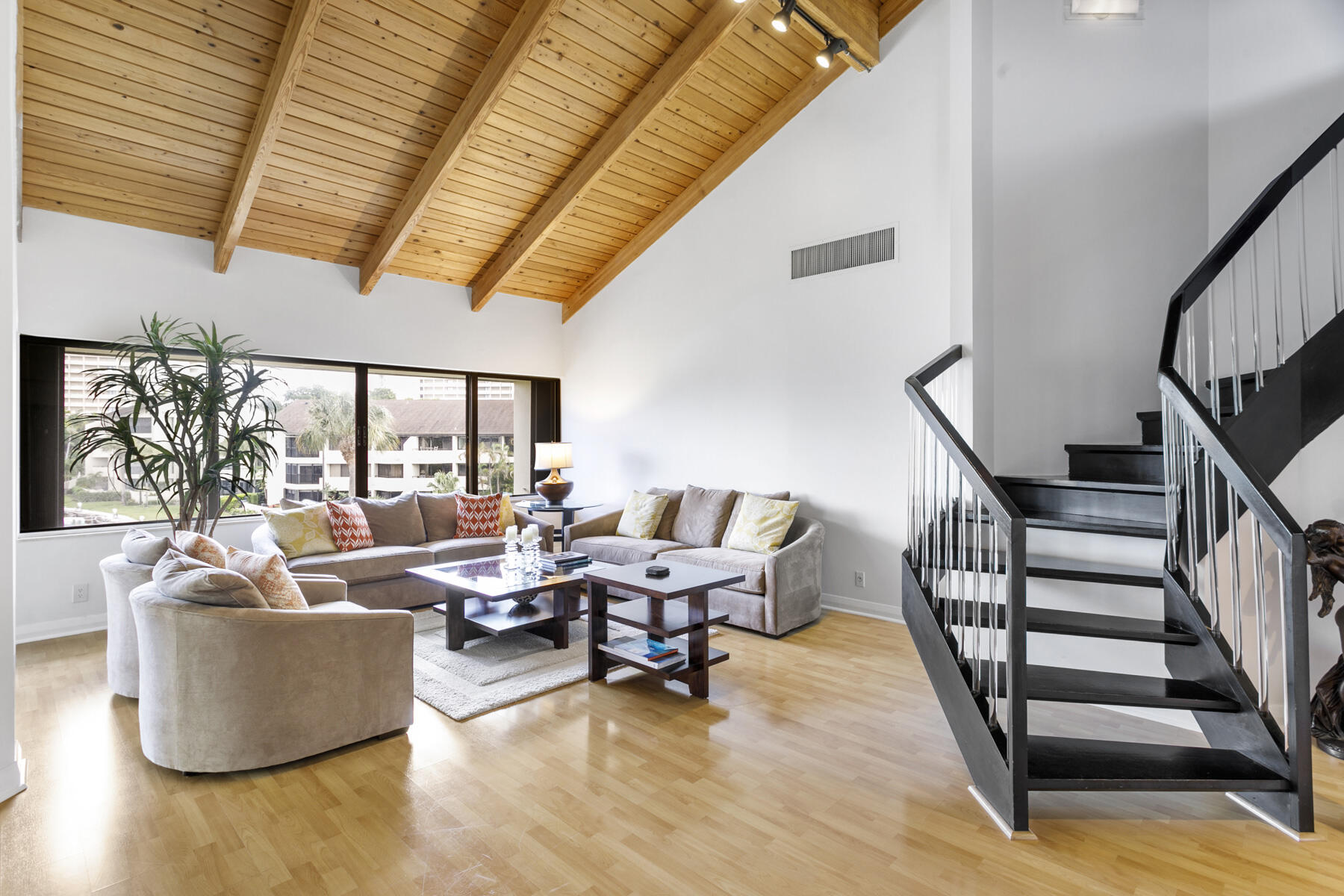 MLS #R11144930 image #5