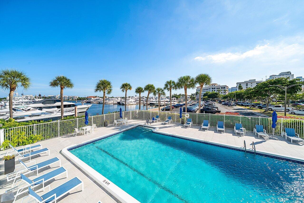 MLS #R11145391 image #46