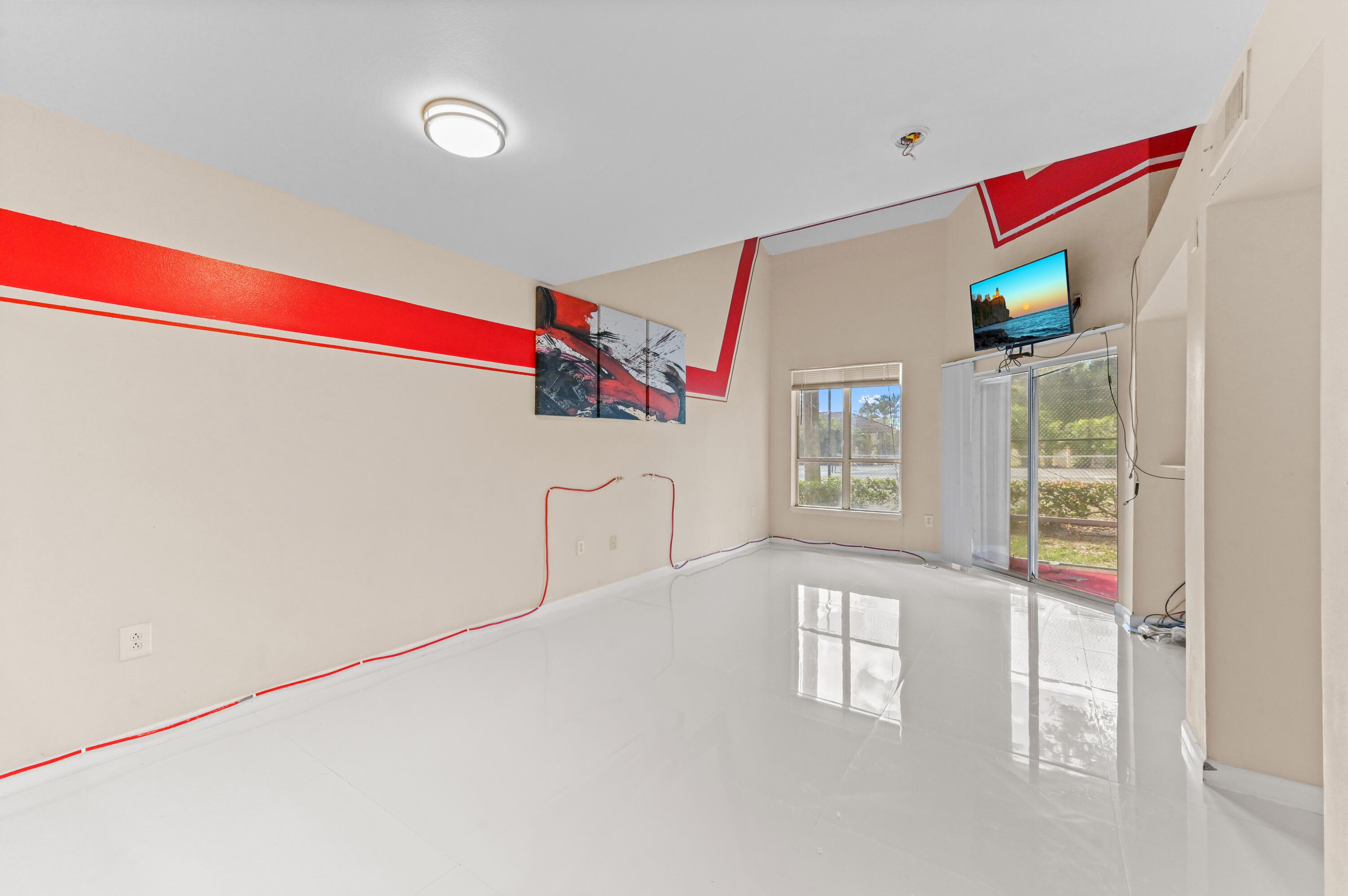 MLS #R11145393 image #4