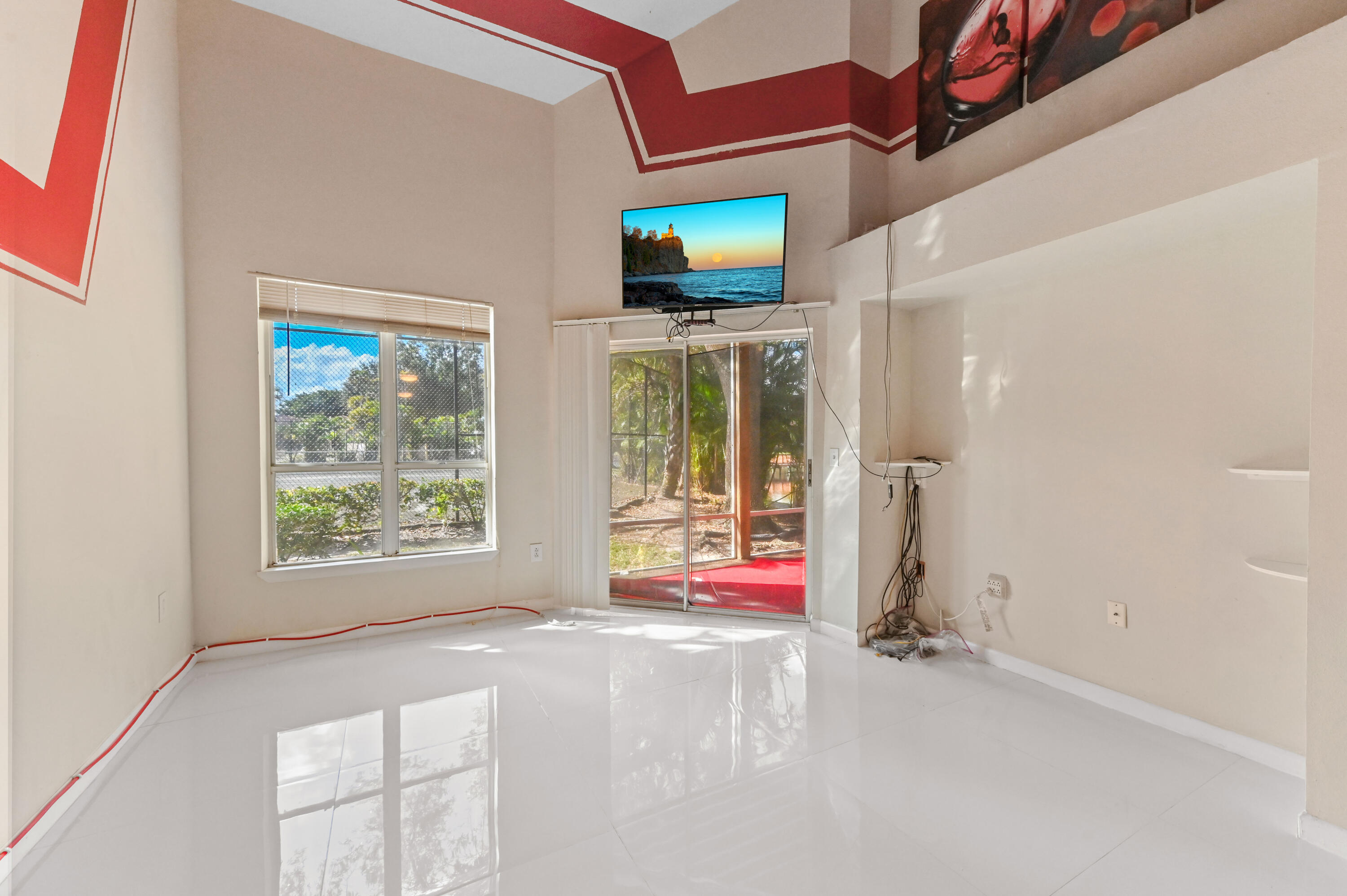 MLS #R11145393 image #5