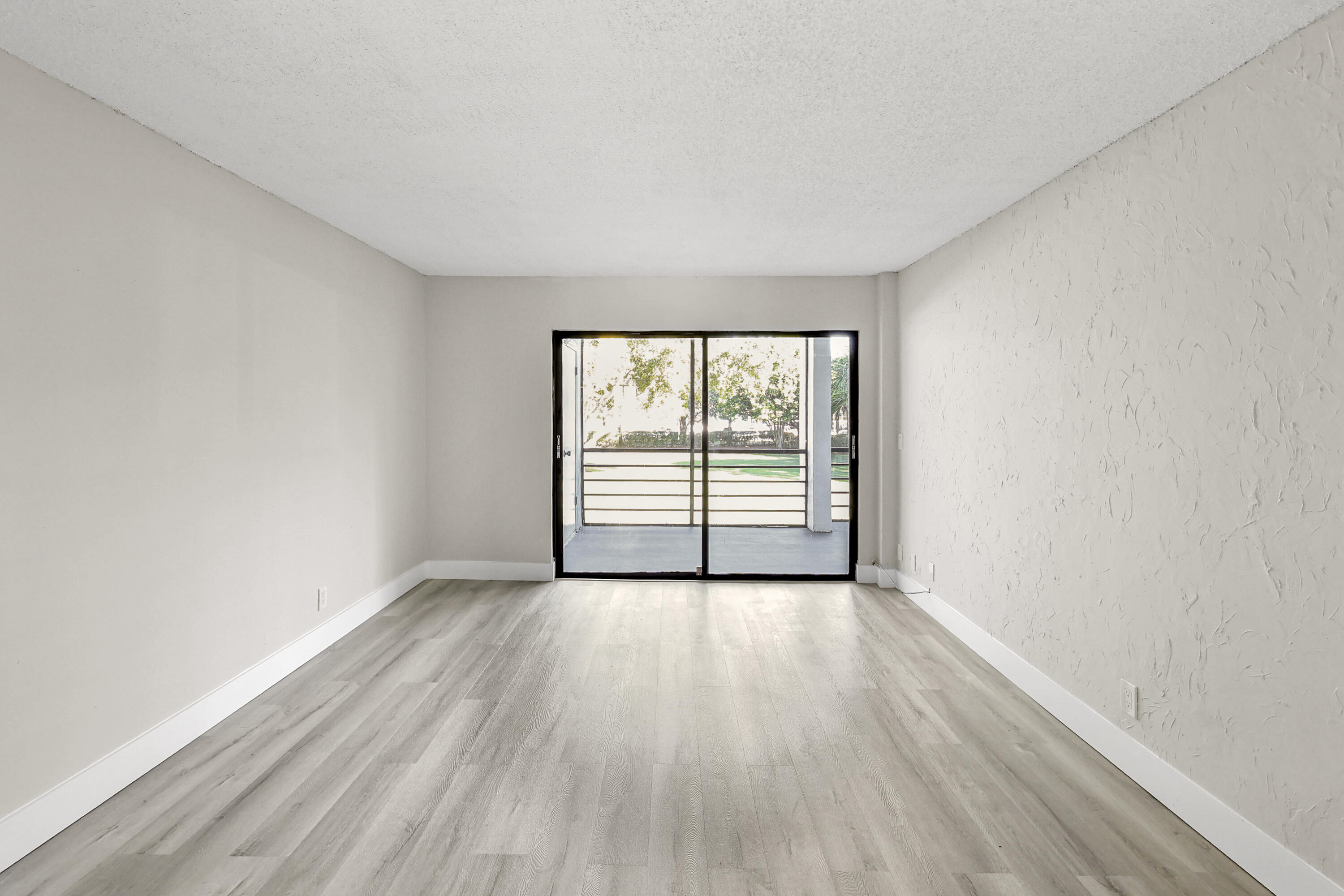 MLS #R11145478 image #19