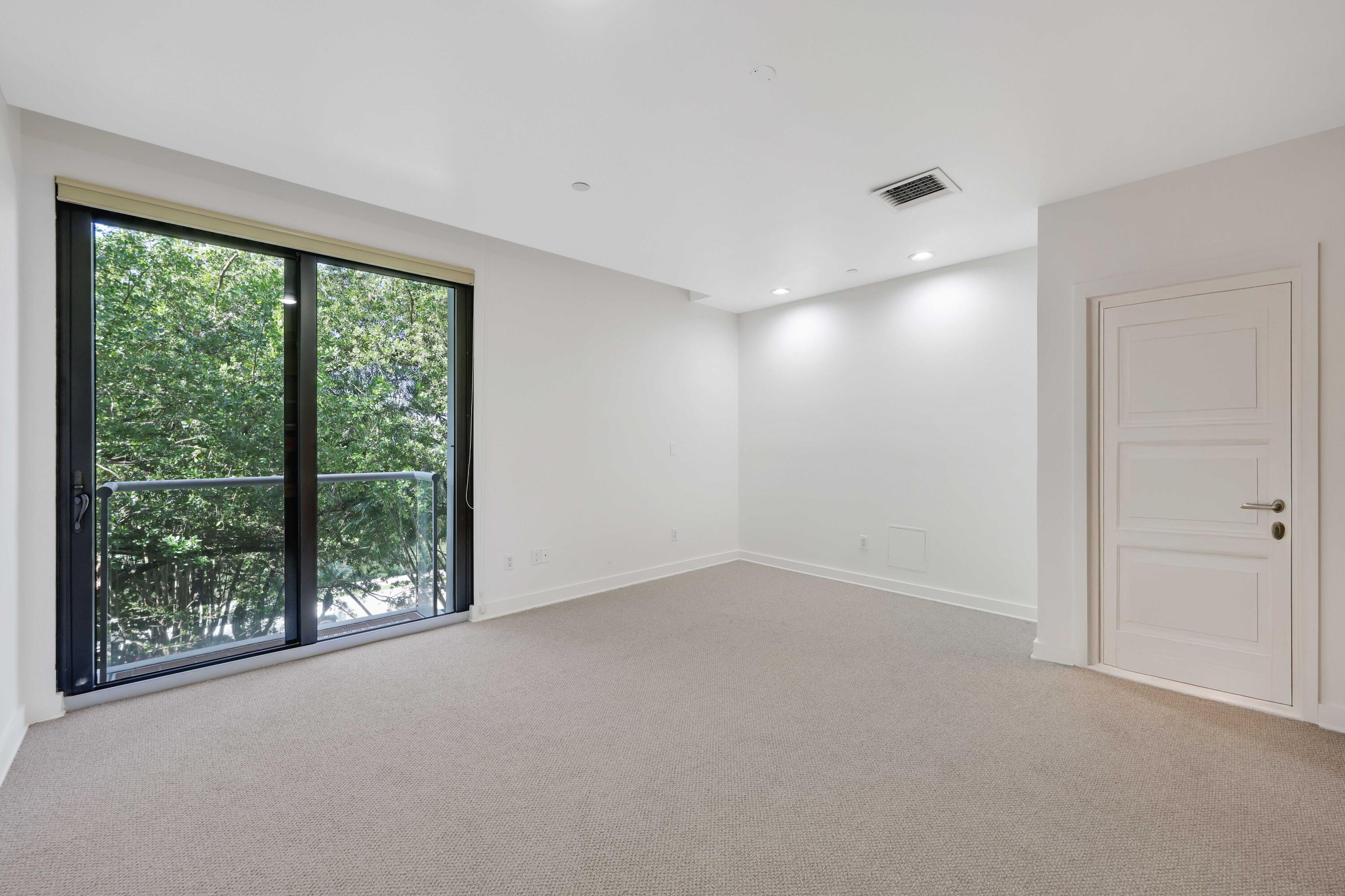 MLS #R11145524 image #43