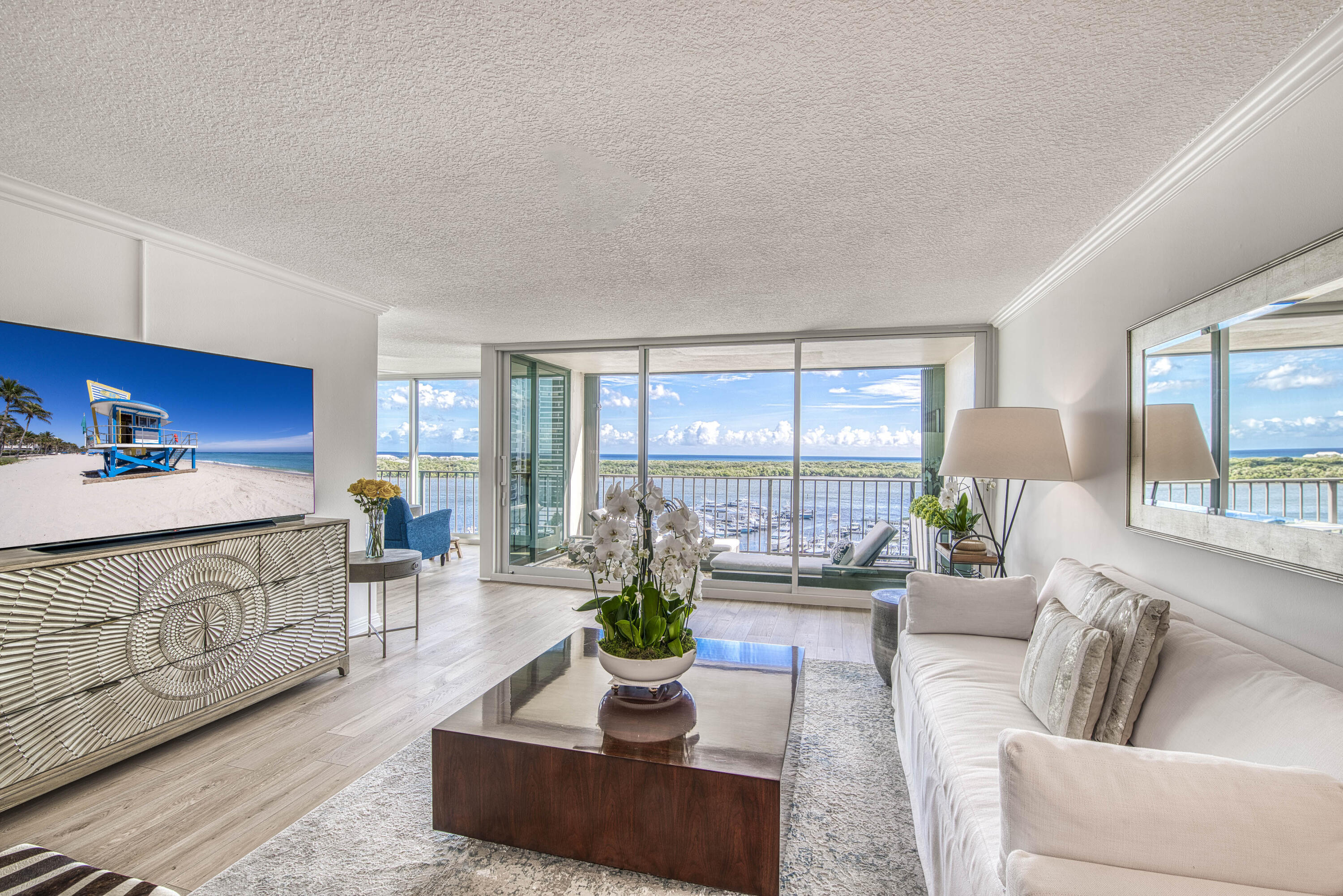 MLS #R11145533 image #2