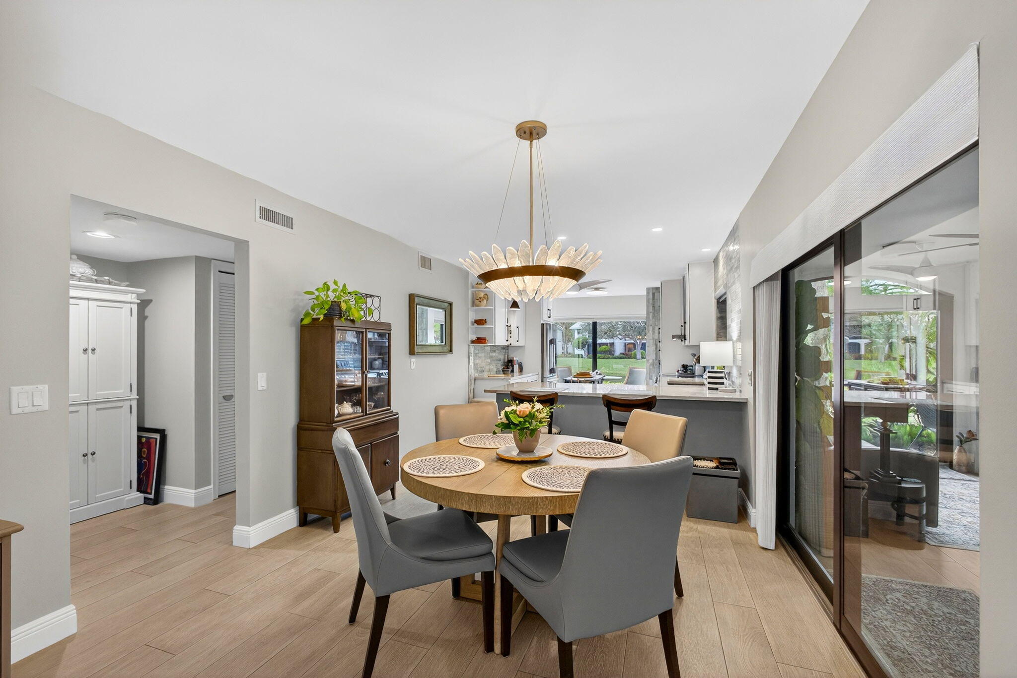 MLS #R11145563 image #7