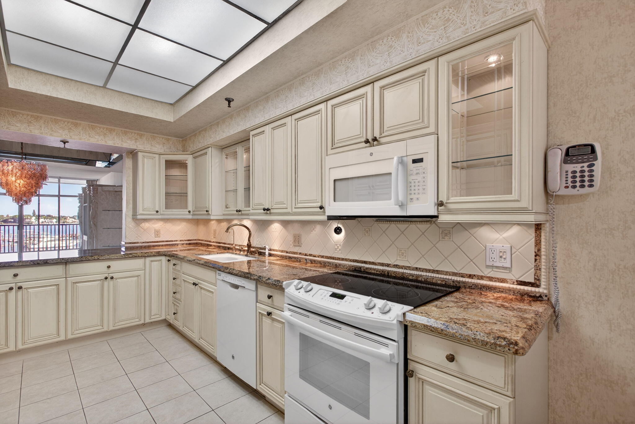 MLS #R11145805 image #10