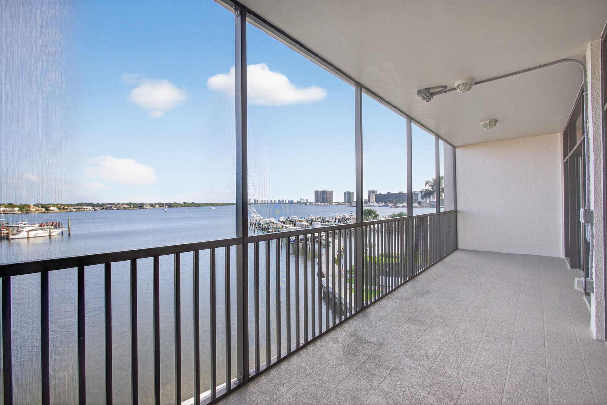 MLS #R11145805 image #4