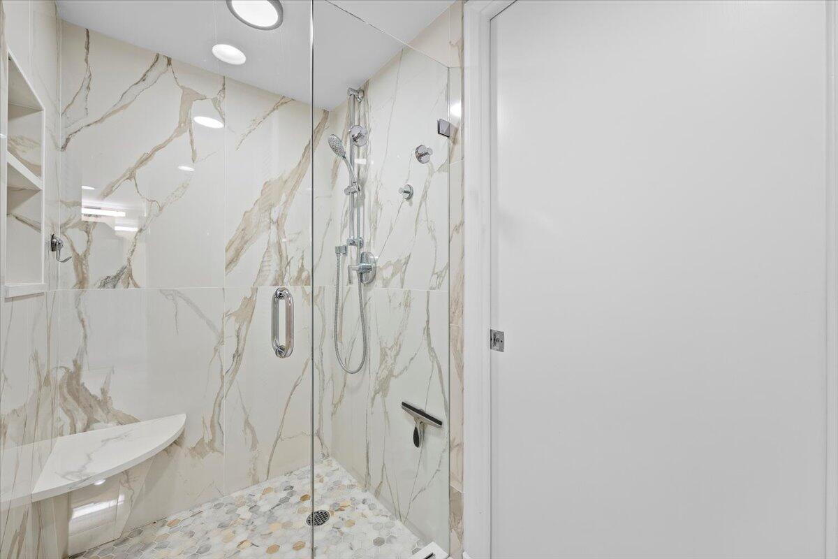 MLS #R11145858 image #23