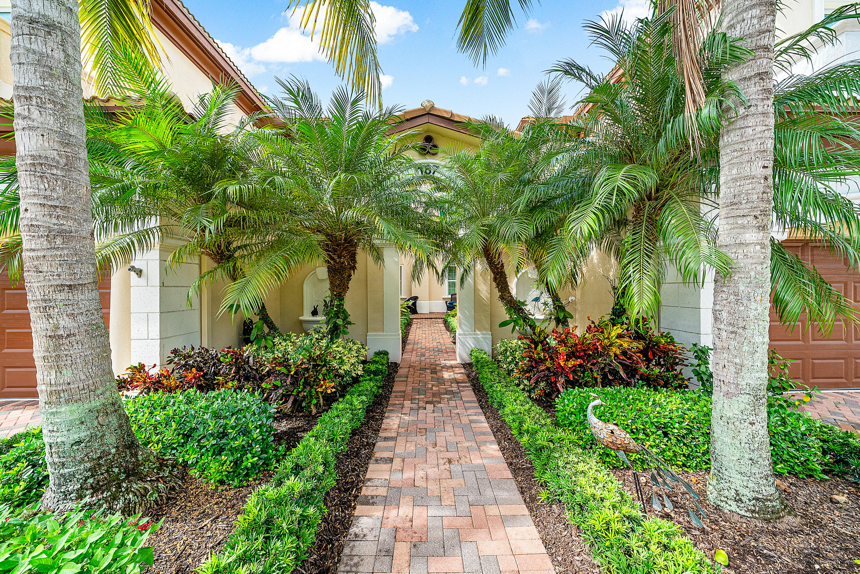 MLS #R11145879 image #2