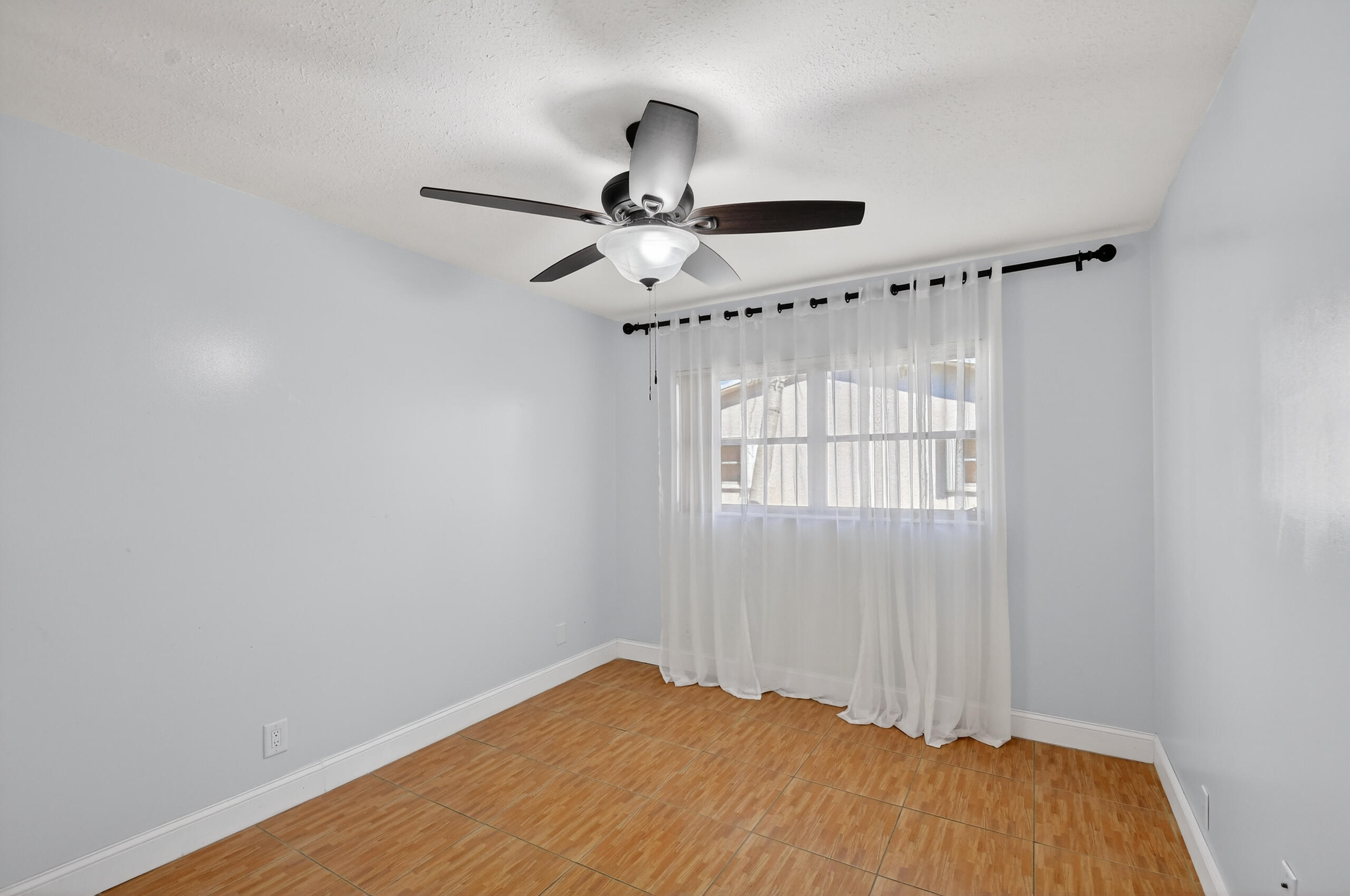 MLS #R11145934 image #24