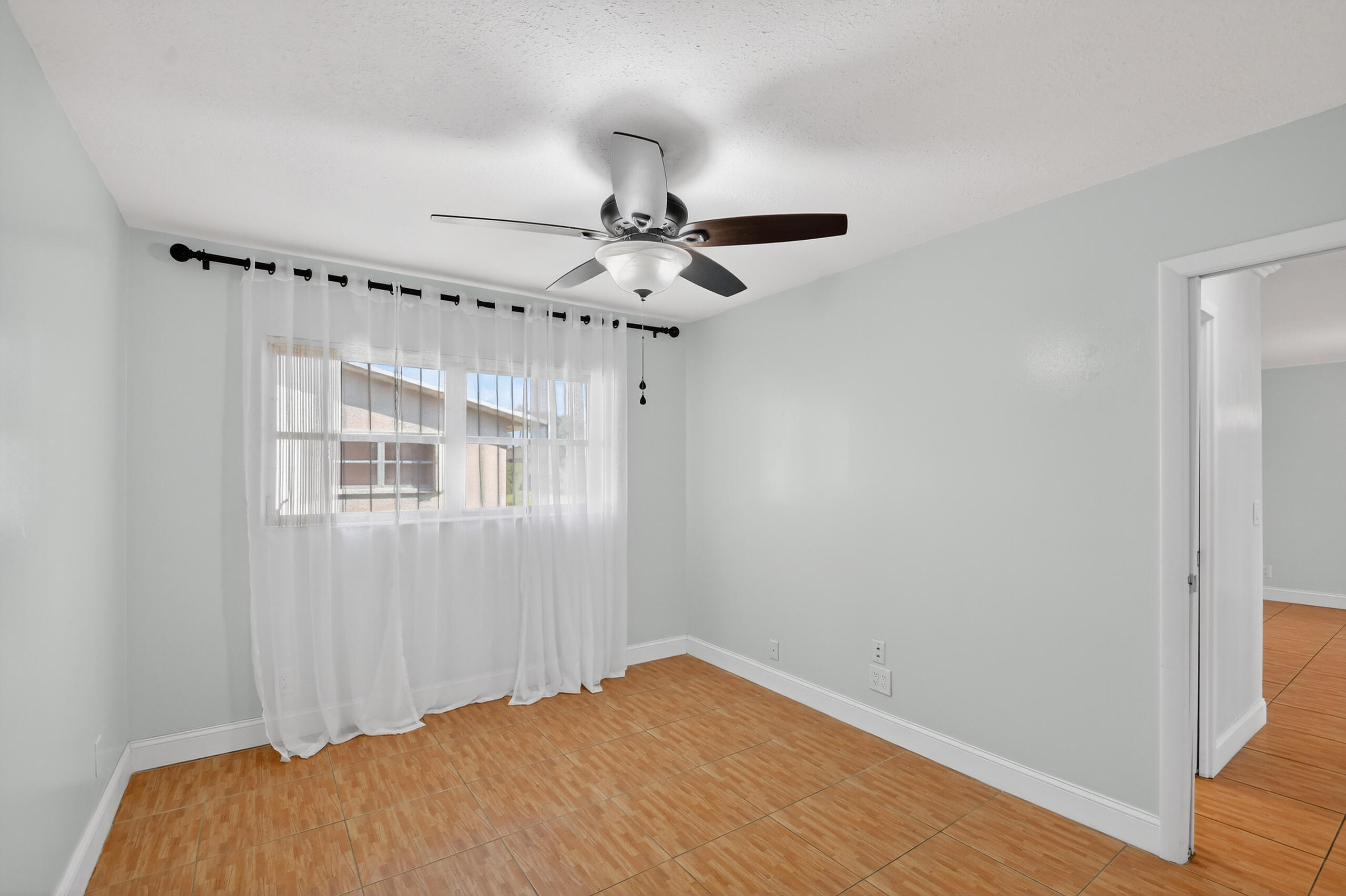 MLS #R11145934 image #25