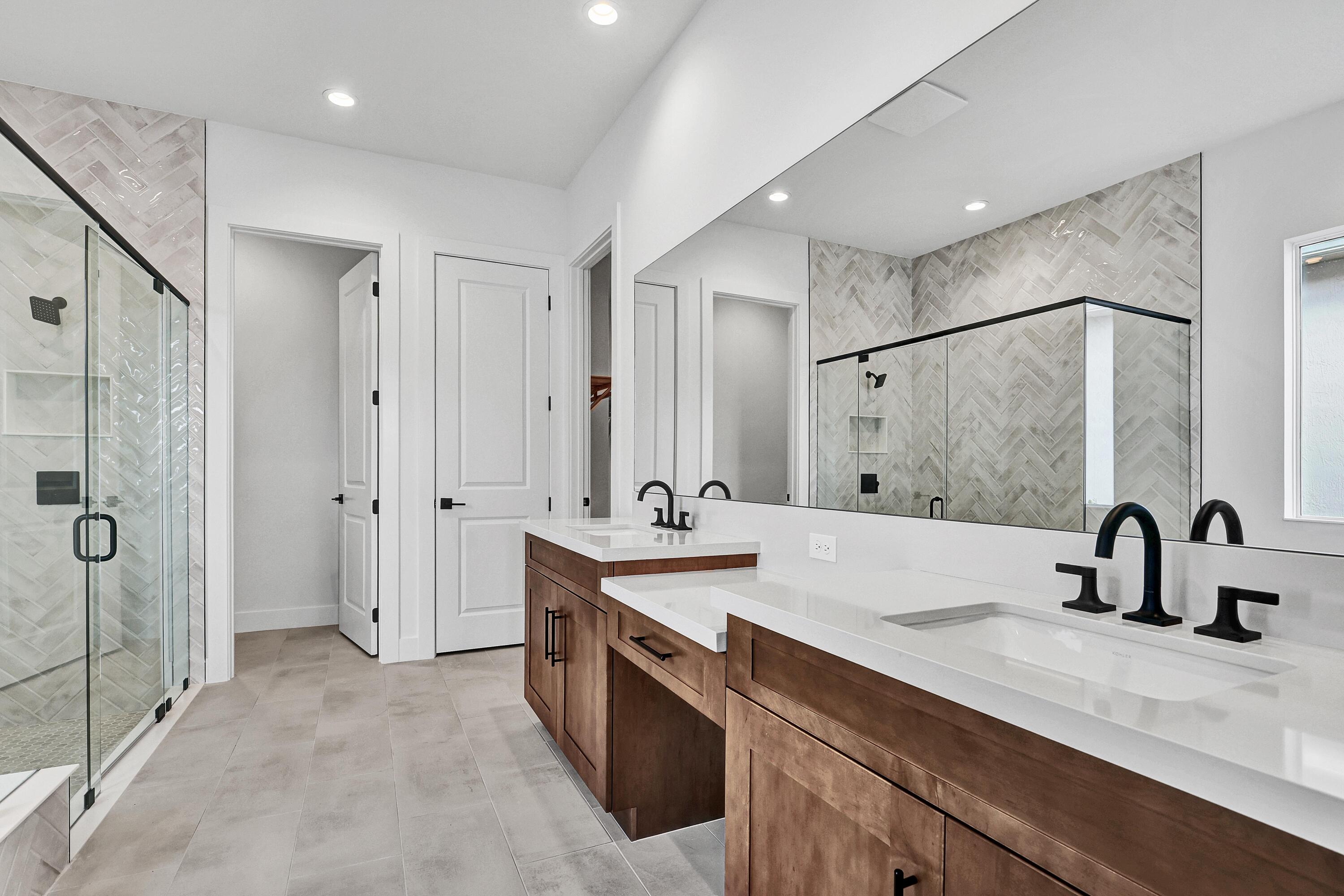 MLS #R11145966 image #17