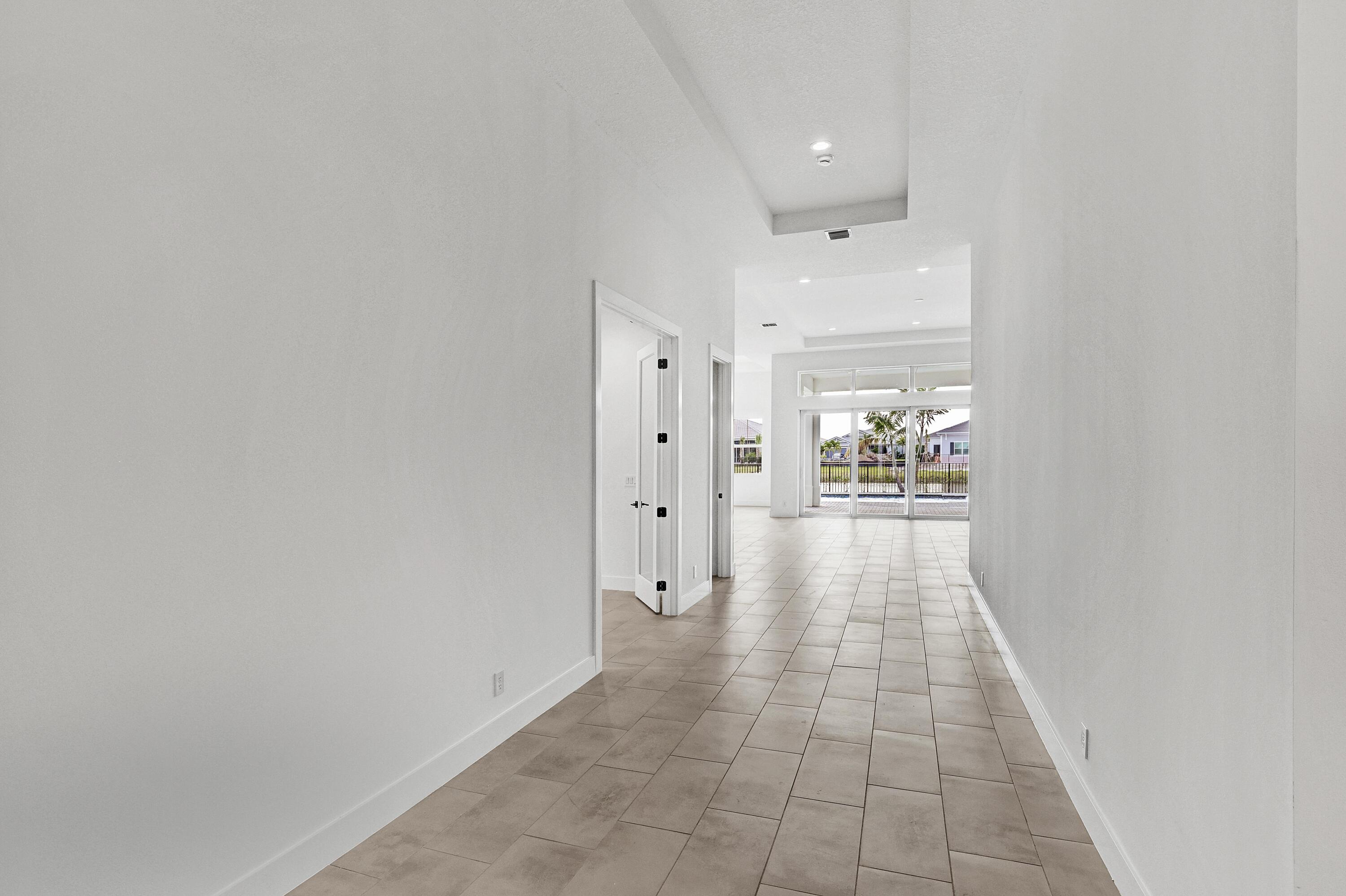 MLS #R11145966 image #5