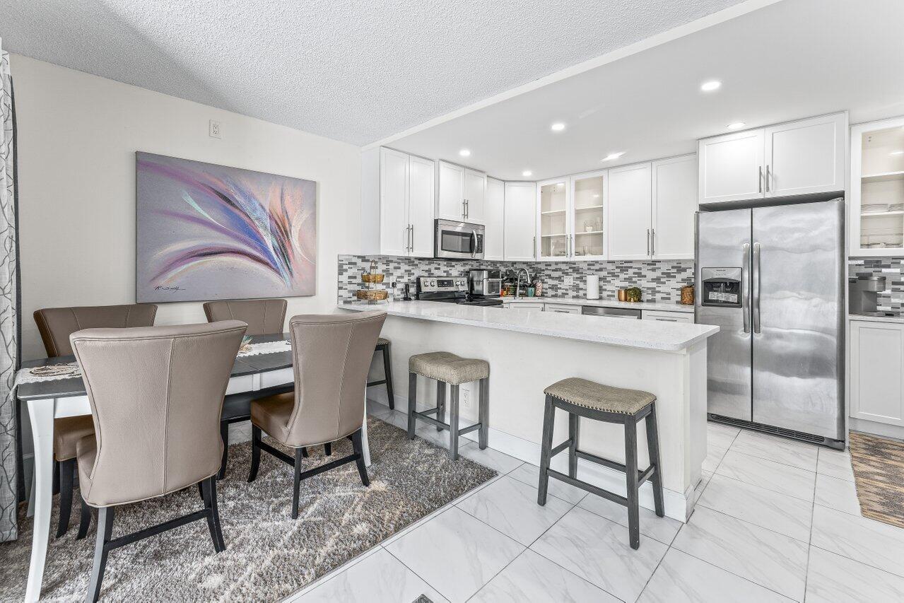 MLS #R11146196 image #2