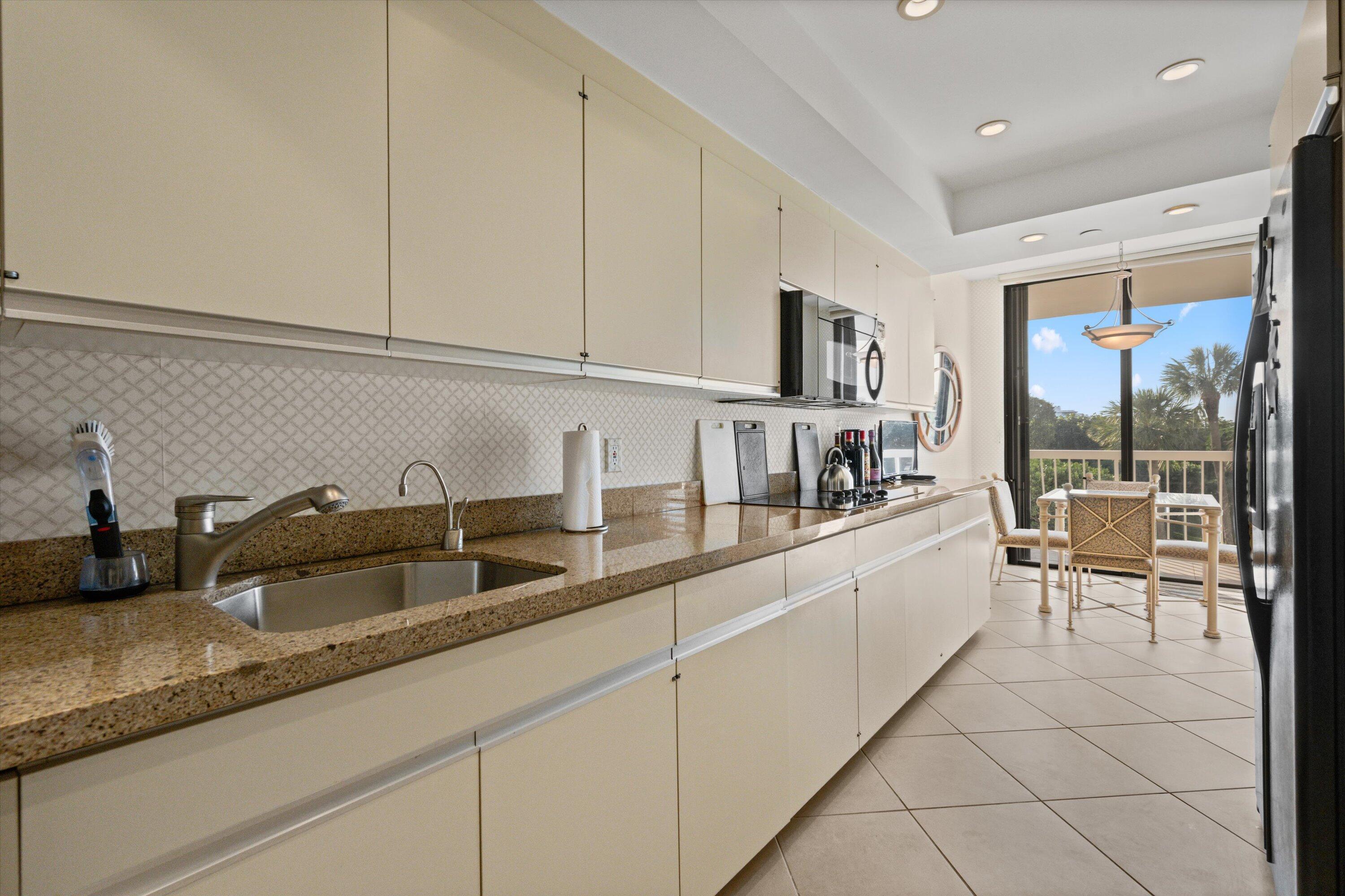 MLS #R11146213 image #6