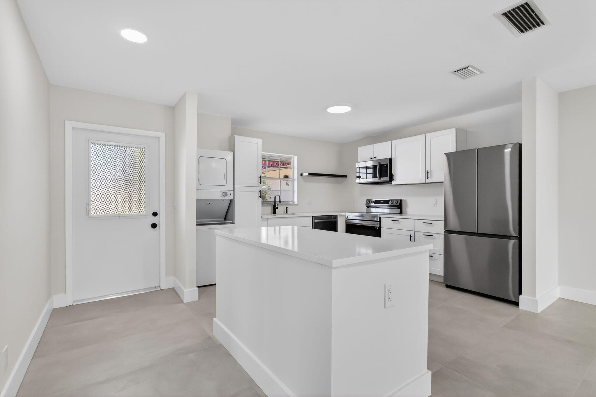 MLS #R11146235 image #8