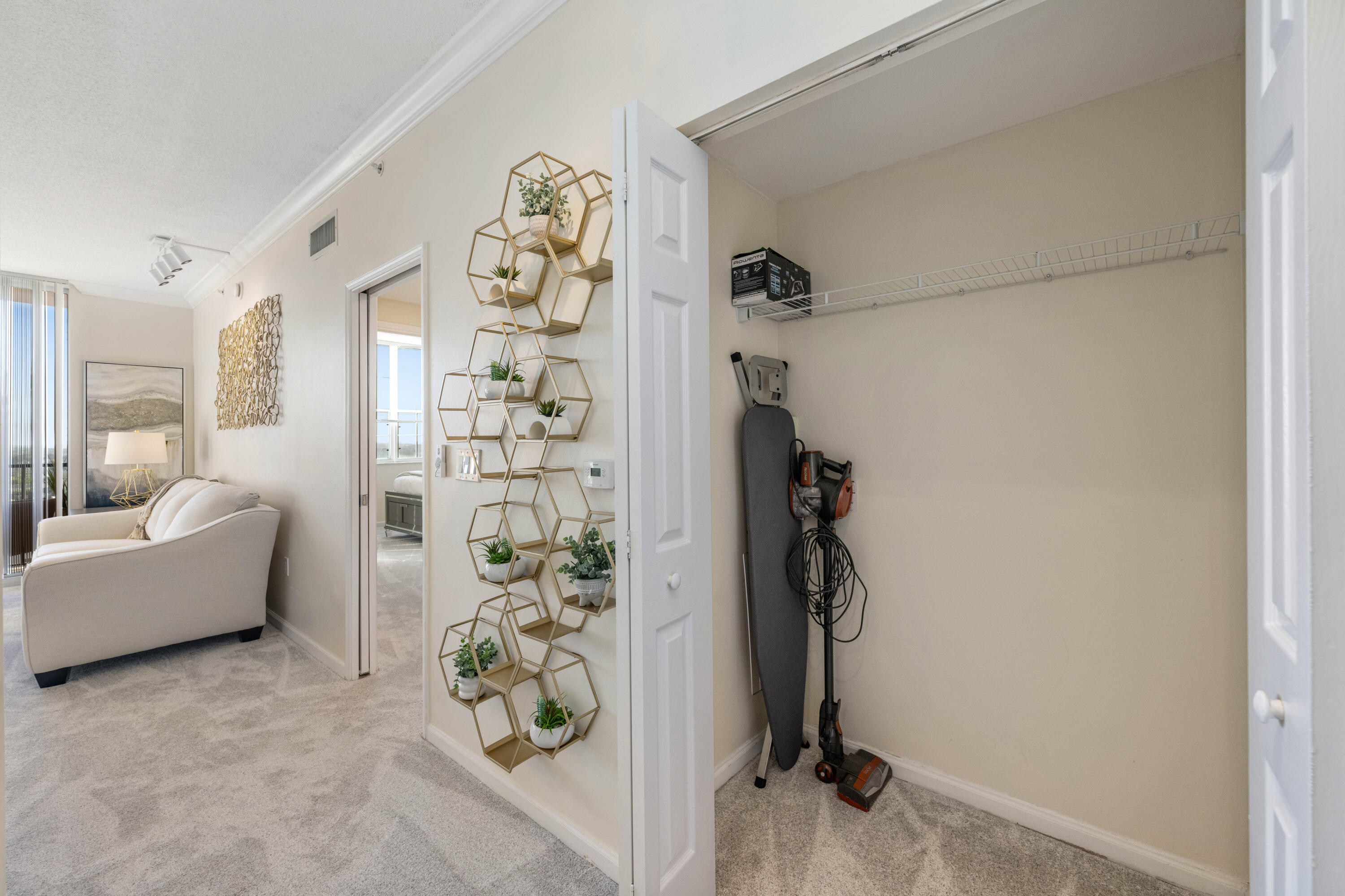 MLS #R11146245 image #7