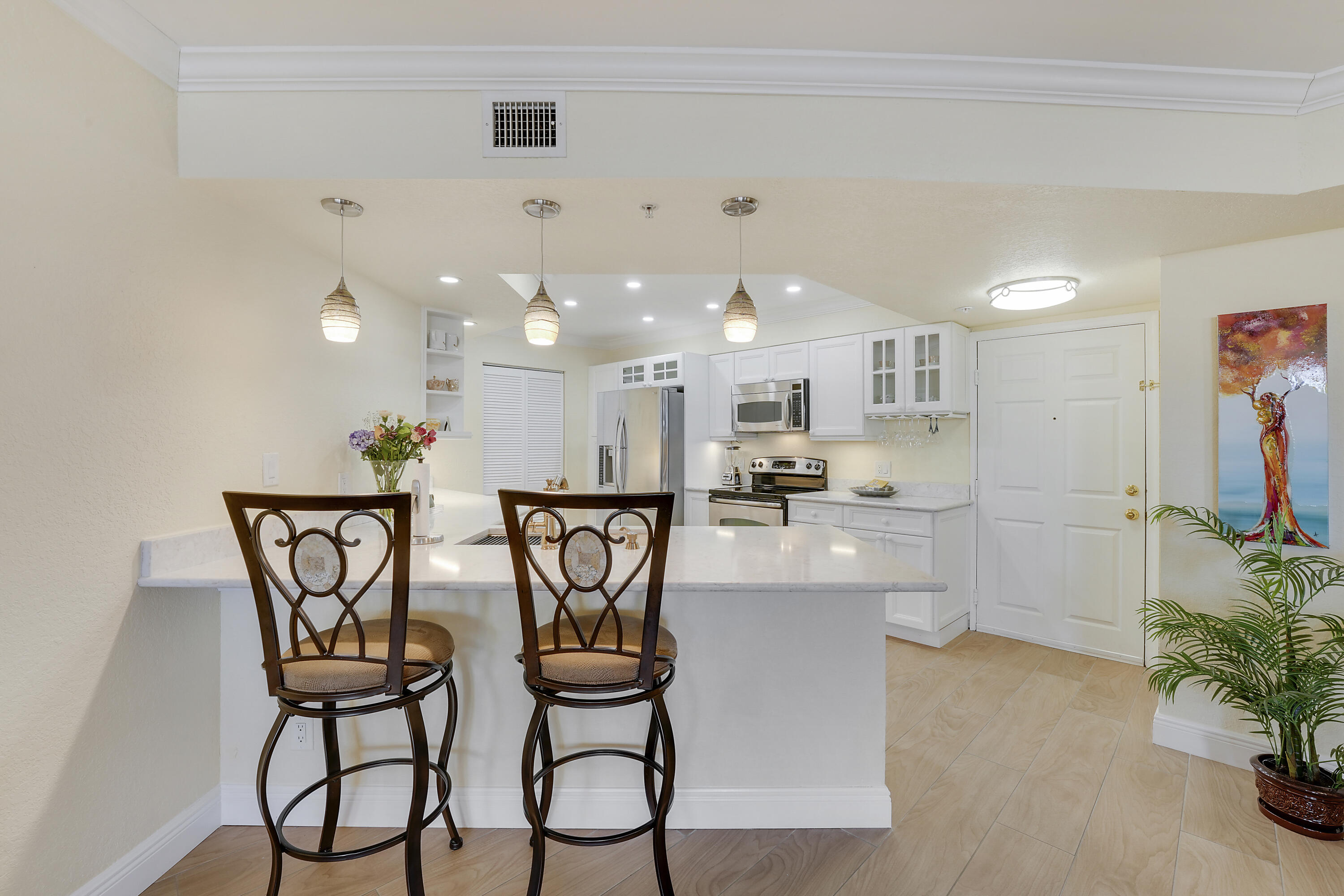 MLS #R11146307 image #1