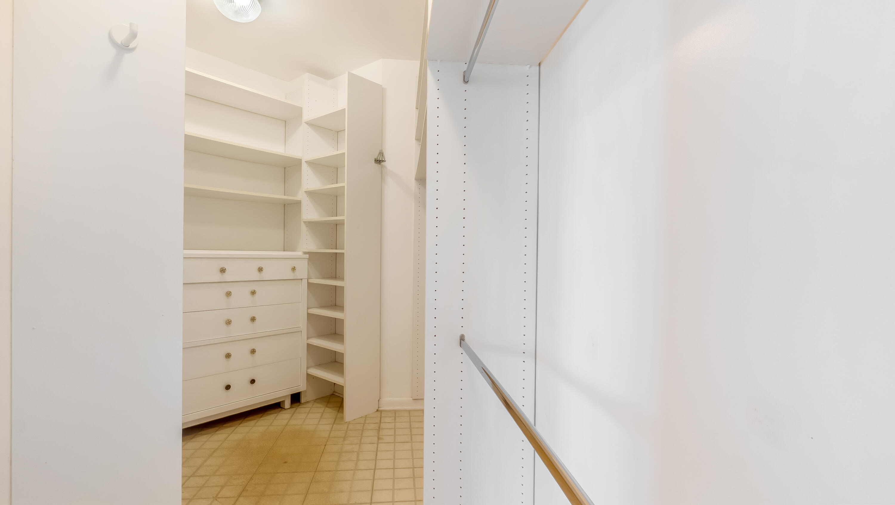 MLS #R11146321 image #46