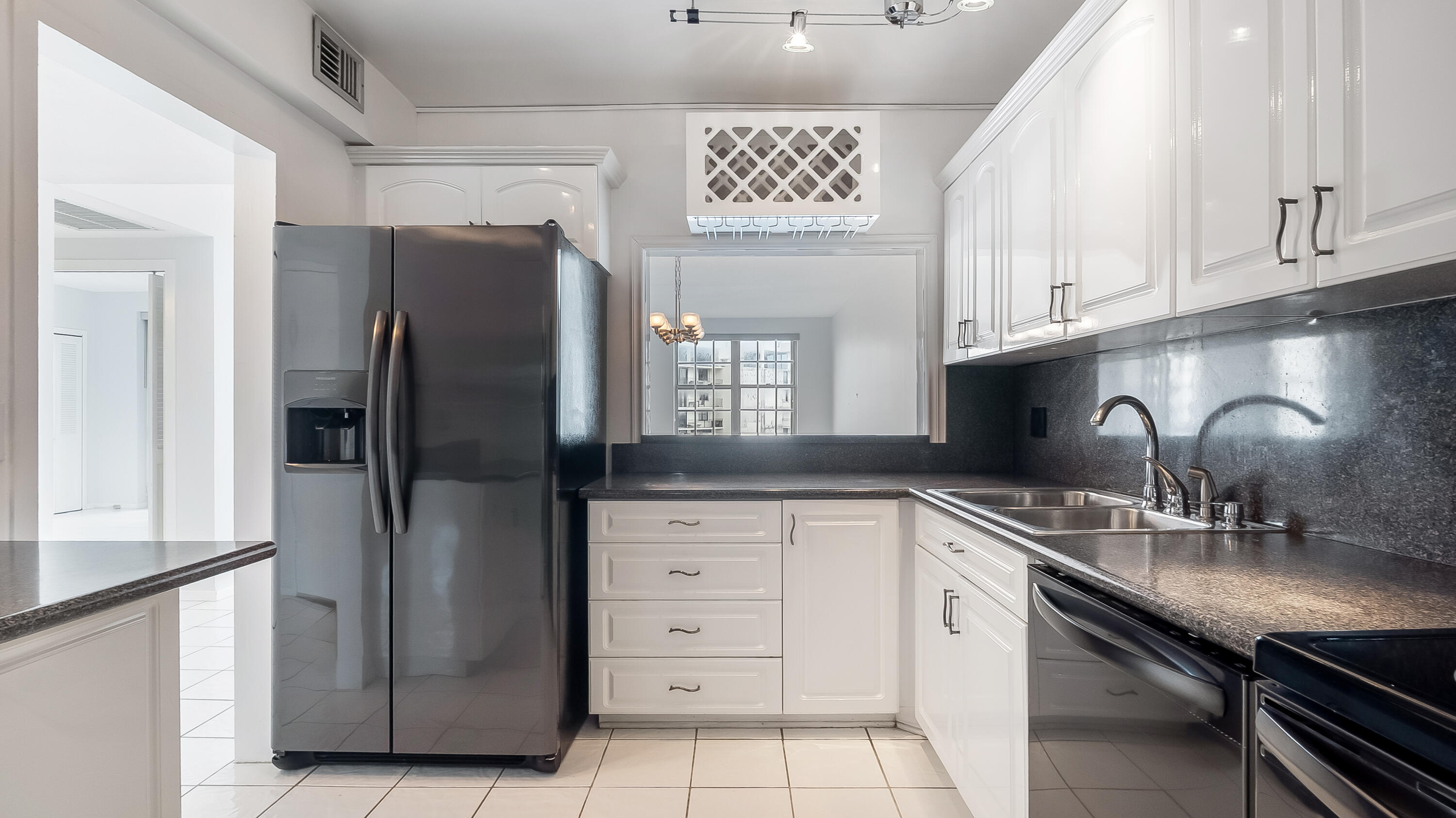 MLS #R11146321 image #9