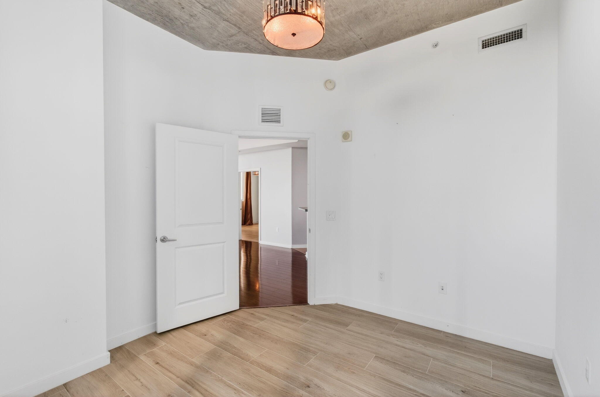 MLS #R11146331 image #39