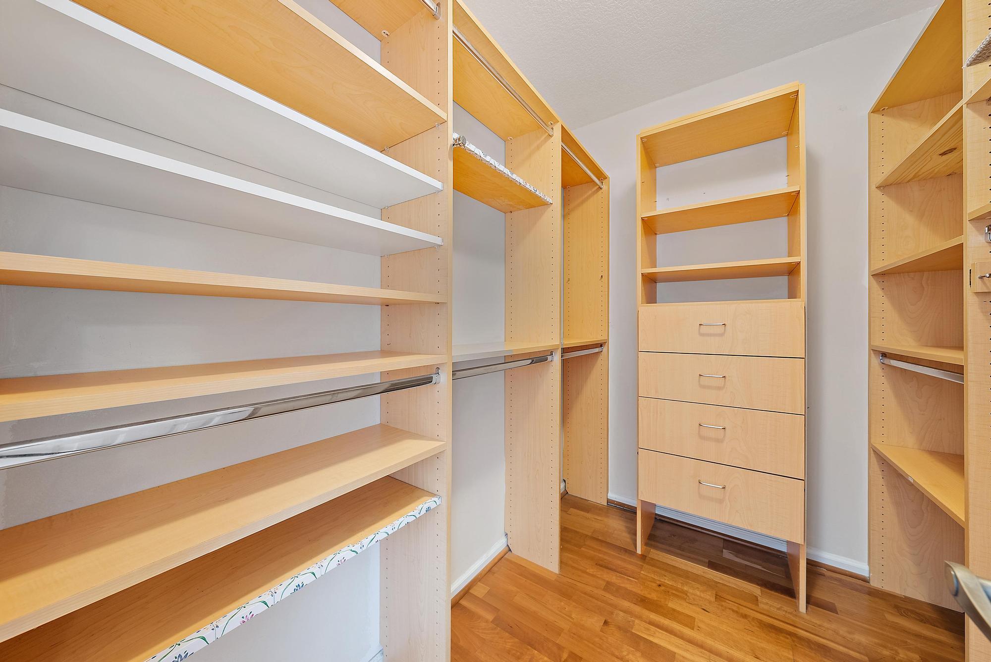 MLS #R11146343 image #16