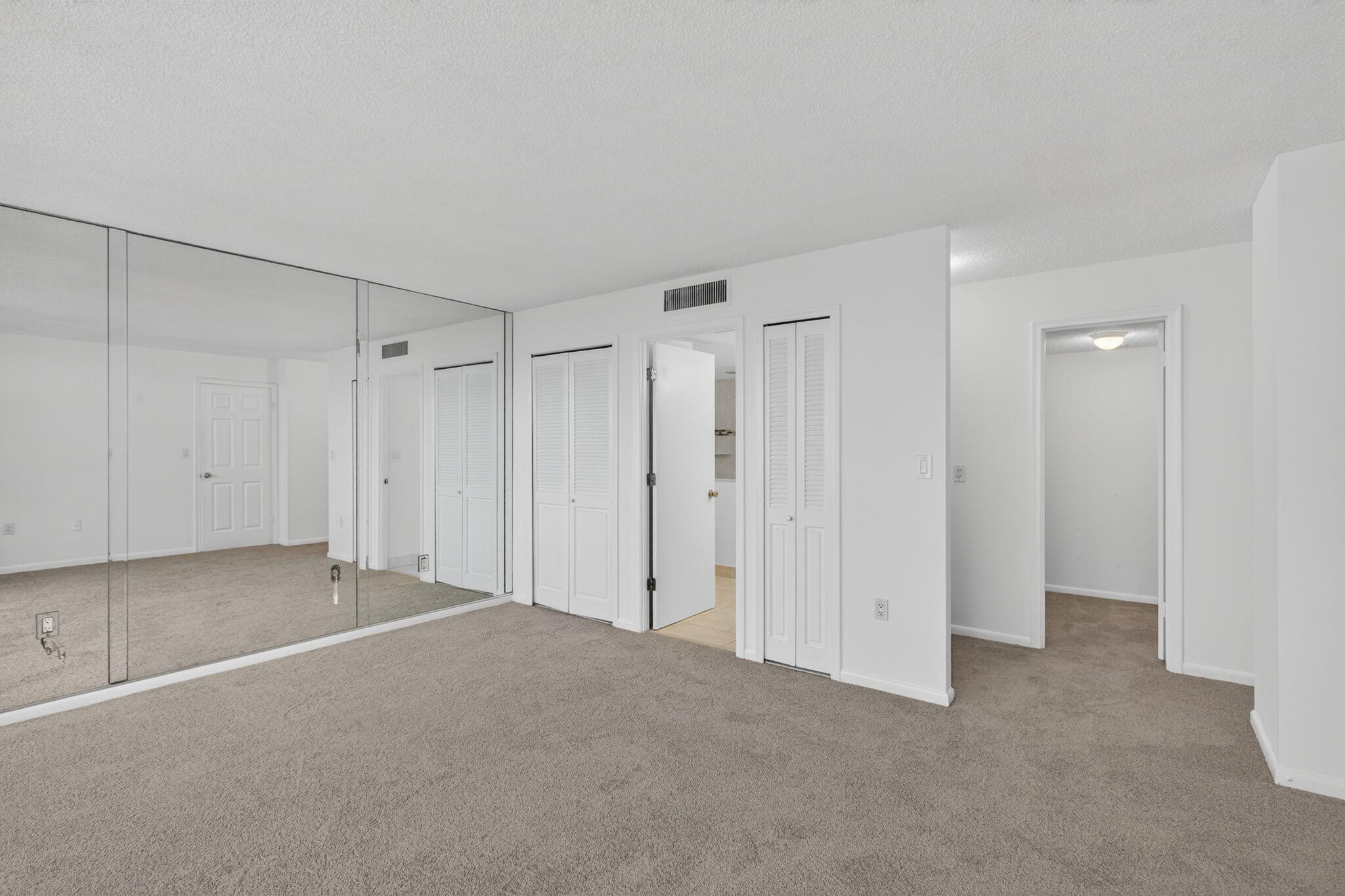 MLS #R11146392 image #14