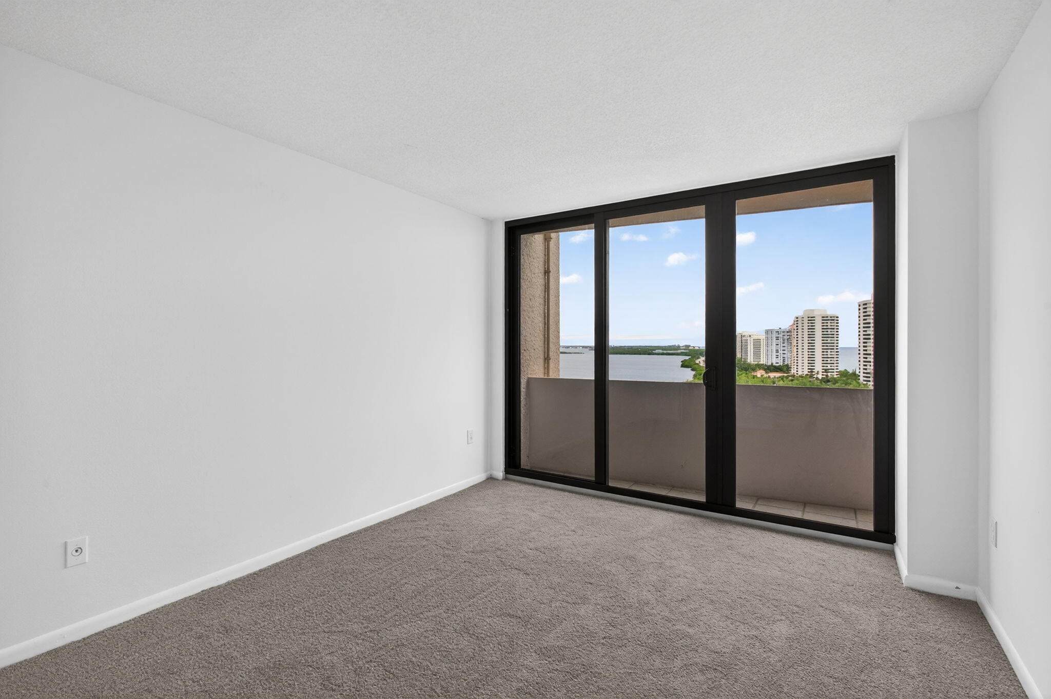 MLS #R11146392 image #36